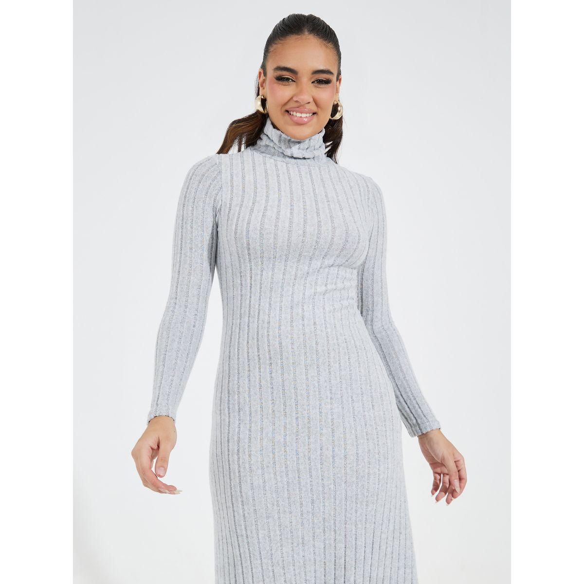 فستان سادة طويل بياقة عالية وتفاصيل مضلعة-women-clothing-dresses-image-3