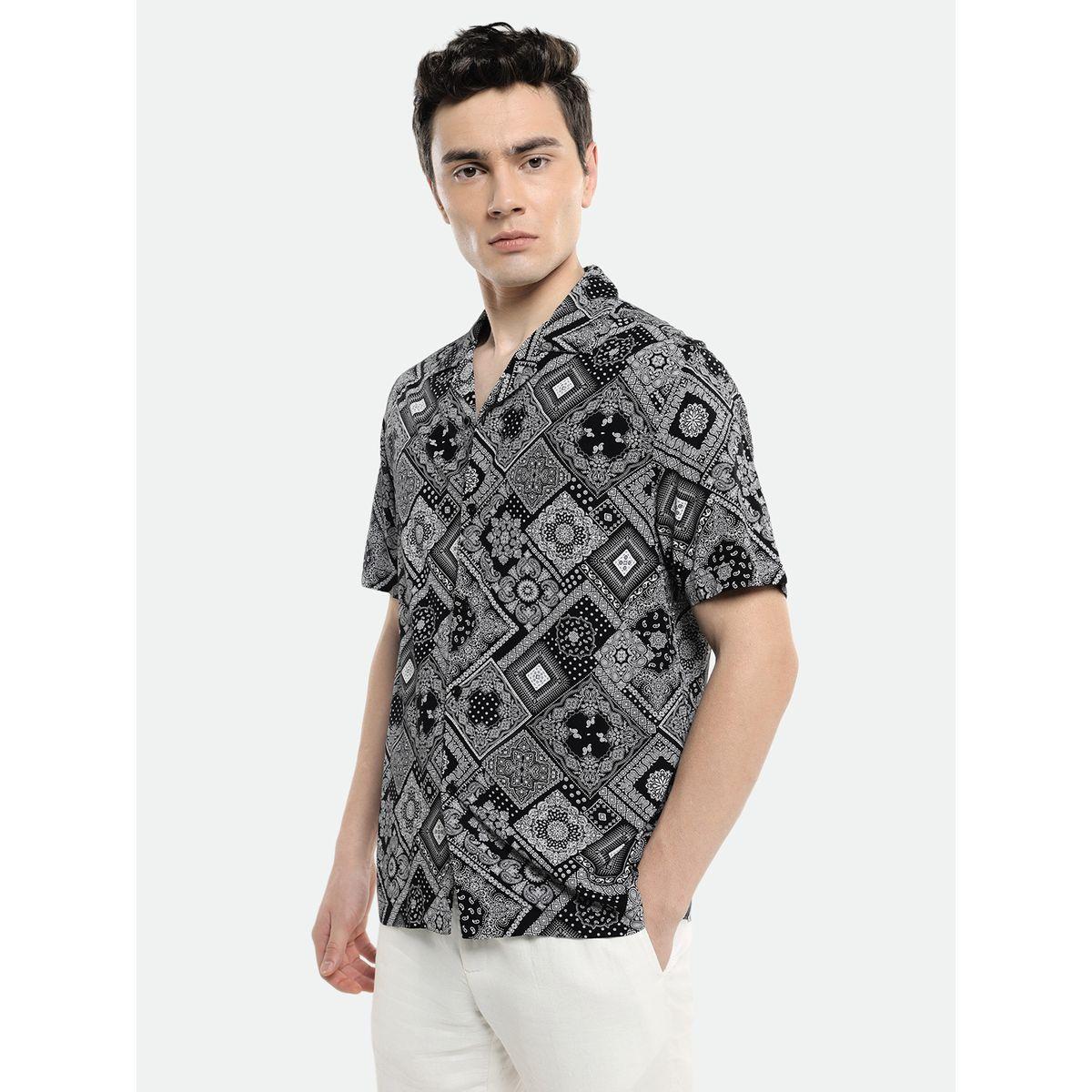 Dennis Lingo X Styli  Paisley Print Cuban Collar Shirt-men-clothing-shirts-image-1