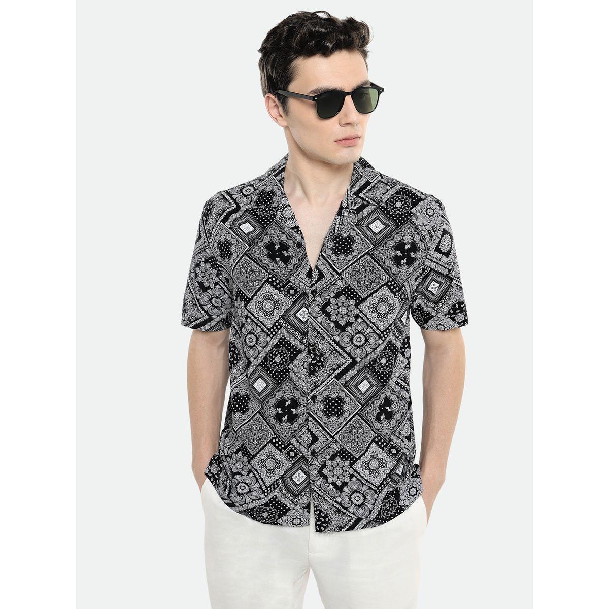 Dennis Lingo X Styli  Paisley Print Cuban Collar Shirt-men-clothing-shirts-image-6
