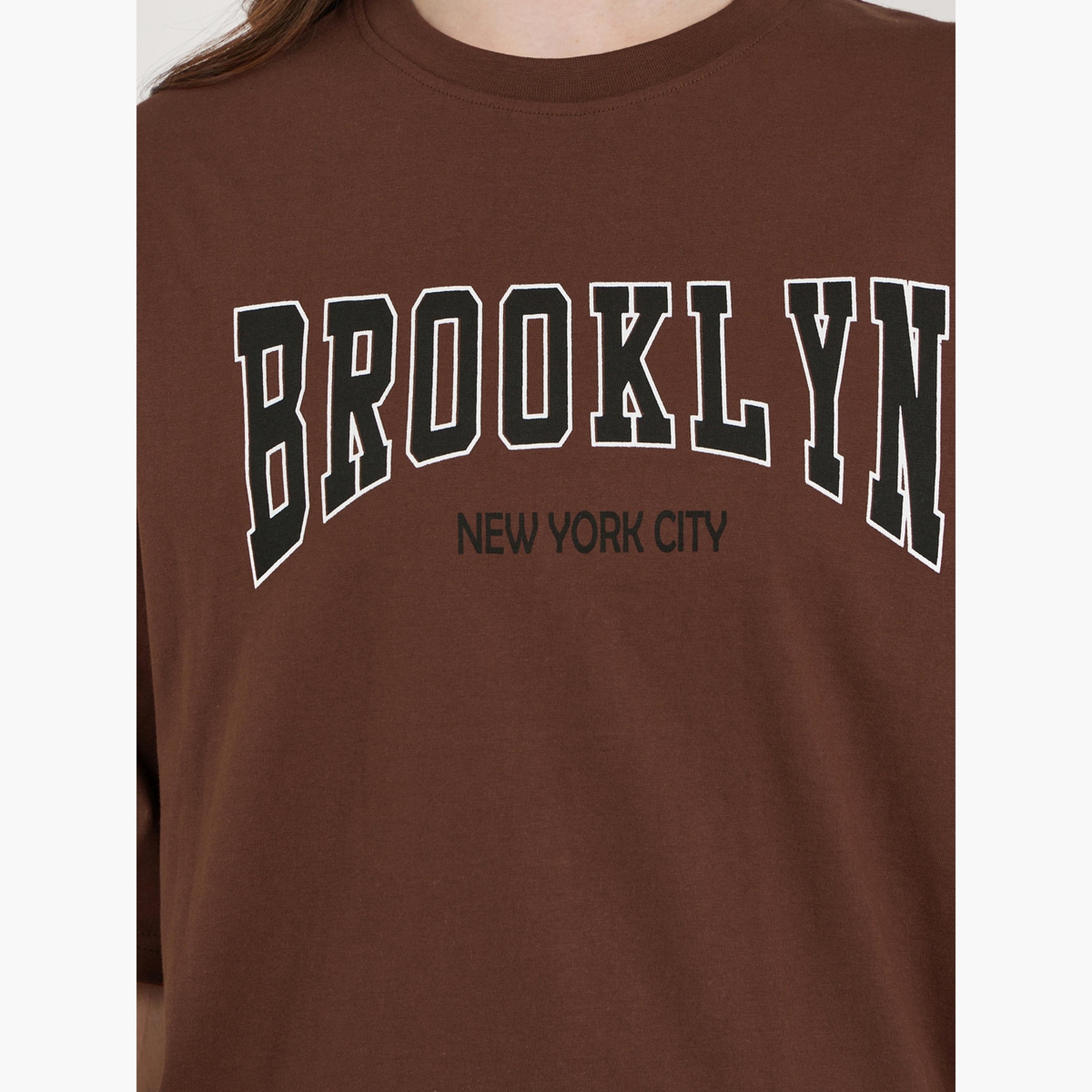Styli Slogan Print Dropped Shoulder Oversized T-Shirt-women-clothing-tshirts-image-4
