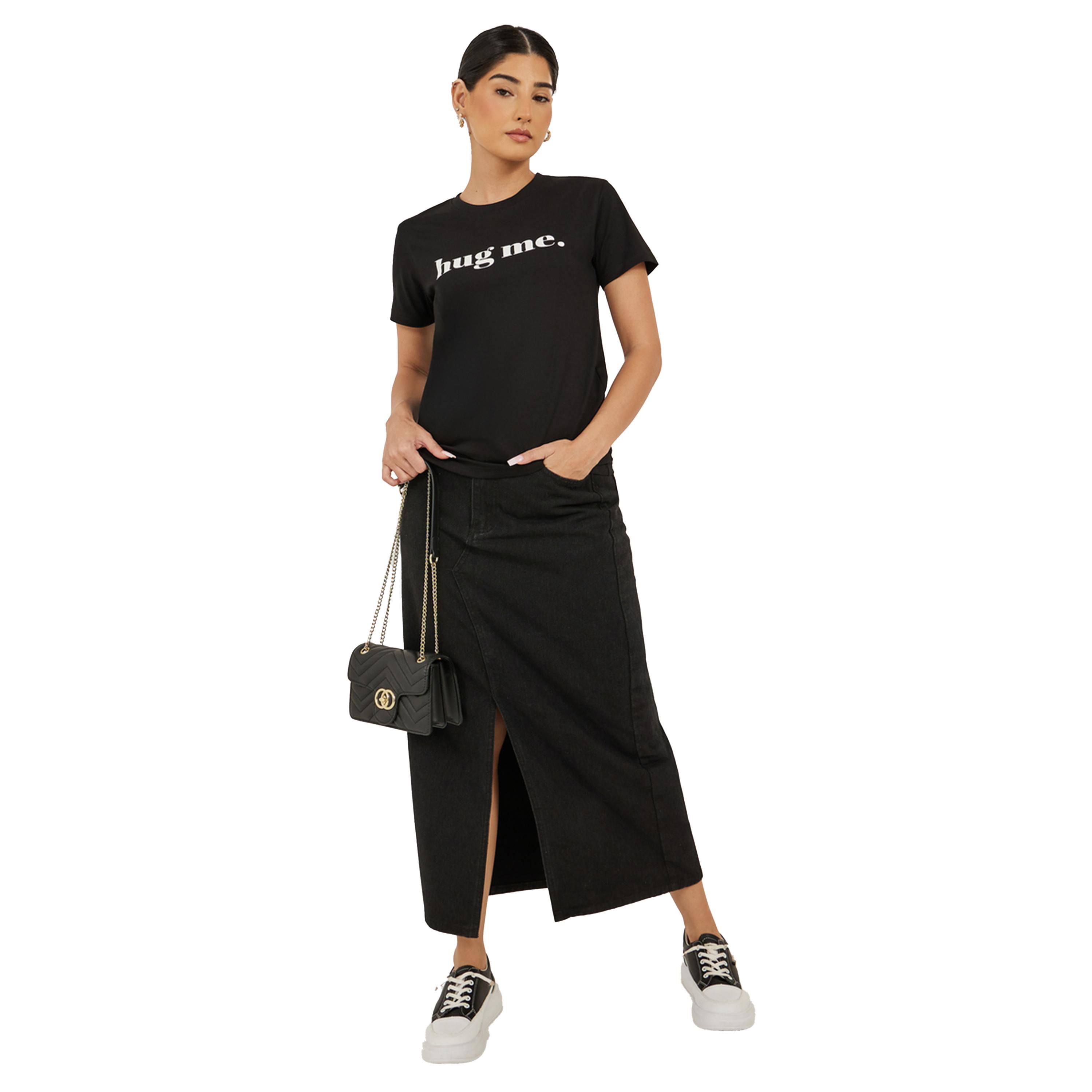 ستايلي - تي شيرت بقصّة عادية ورقبة مستديرة وطبعة شعار-women-clothing-tshirts-image-1