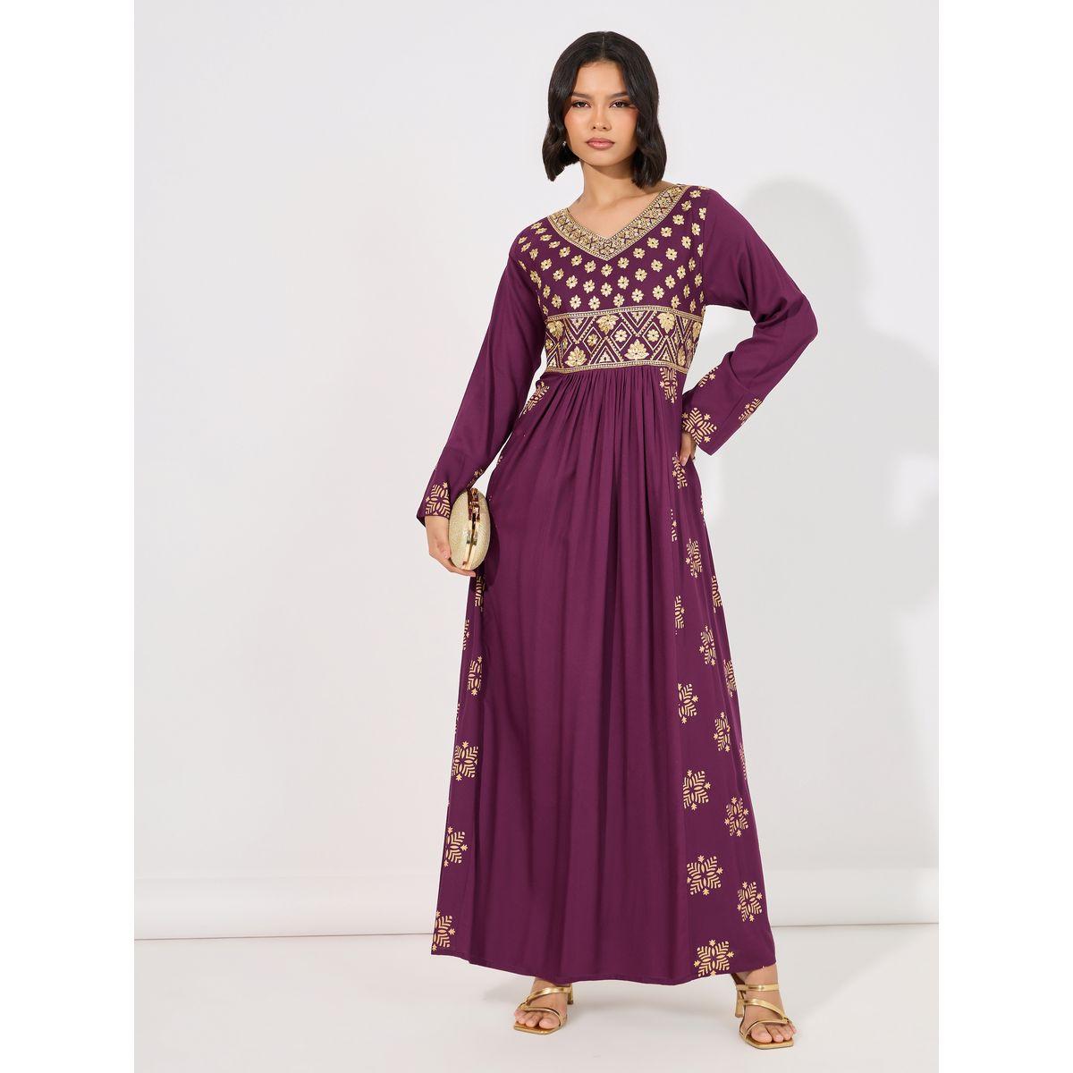 جلابية مطرزة بلوحة مطبوعة مع تفاصيل مطوية على الخصر-women-arabicclothing-jalabiyas-image-1