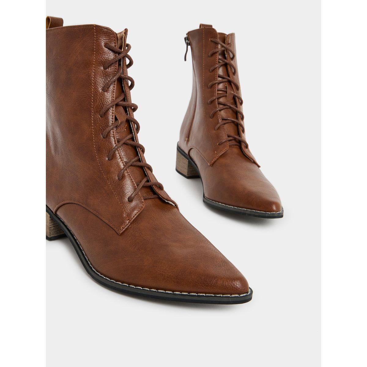 بوت بكعب سميك ومقدمة مدببة مع رباط غلق-women-shoes-boots-image-3