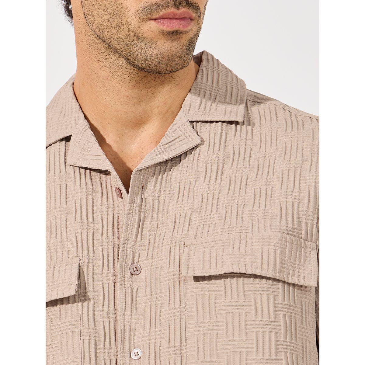 قميص بقصة مريحة وياقة ريزورت-men-clothing-shirts-image-3