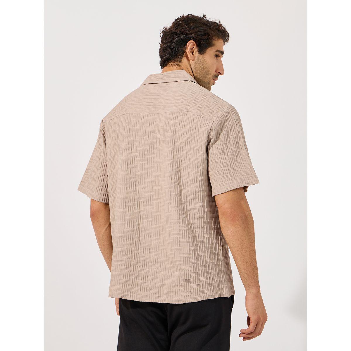 قميص بقصة مريحة وياقة ريزورت-men-clothing-shirts-image-4
