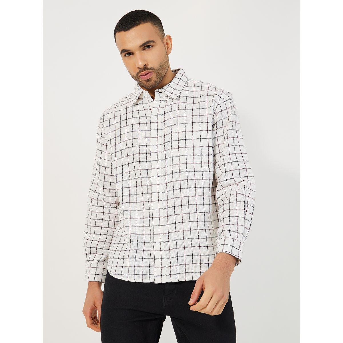 قميص بطبعة مربعات وقصة مريحة مع جيب-men-clothing-shirts-image-1