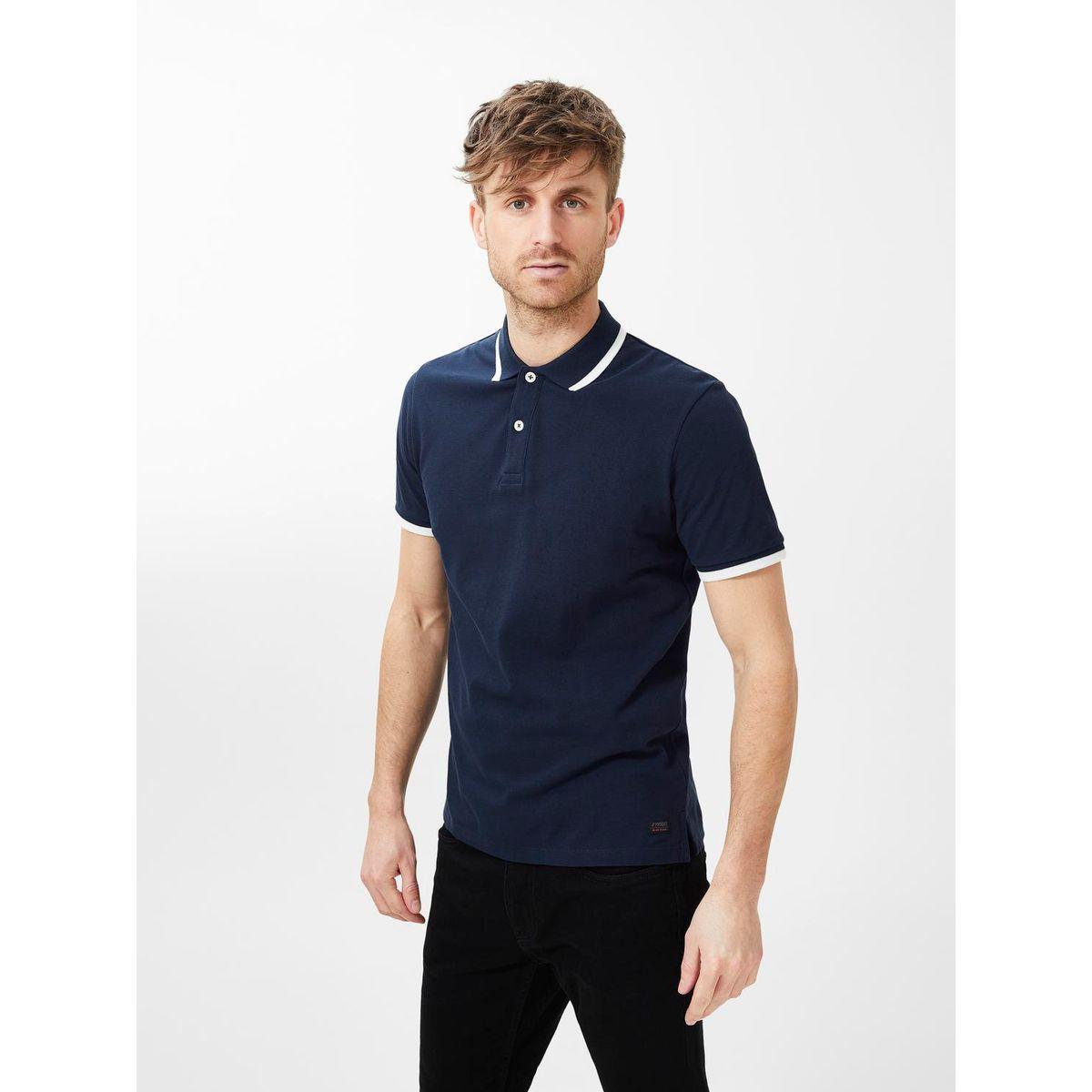 تيشيرت بياقة بولو وتداخلات مُتباينة-men-clothing-tshirtsandpolos-polos-image-1