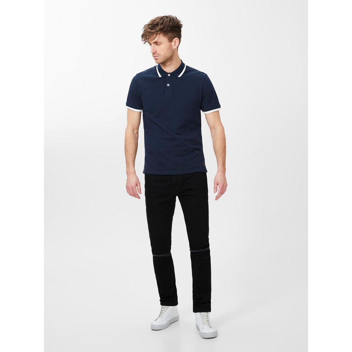 تيشيرت بياقة بولو وتداخلات مُتباينة-men-clothing-tshirtsandpolos-polos-image-4