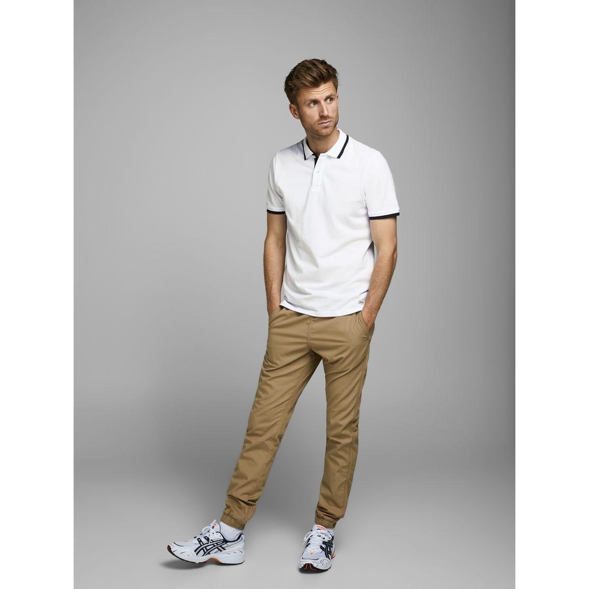 تيشيرت بياقة بولو وتداخلات مُتباينة-men-clothing-tshirtsandpolos-polos-image-5