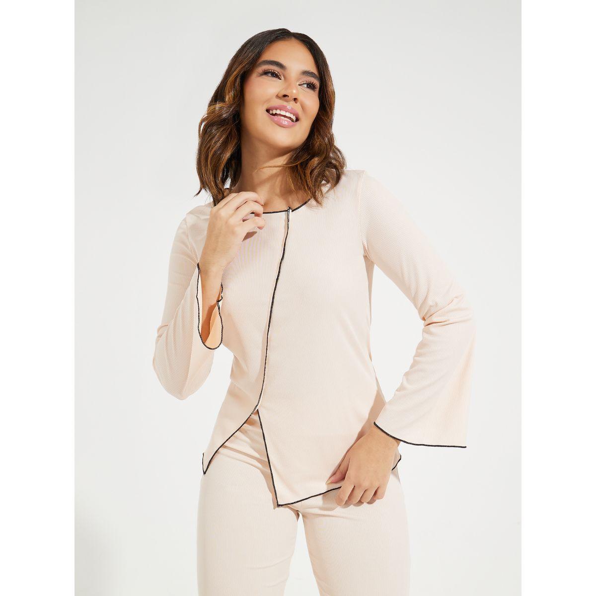 طقم من بنطال بيجاما مع تيشيرت مضلع بتفاصيل محزوزة-women-clothing-nightwear-pyjamas-longsets-image-2
