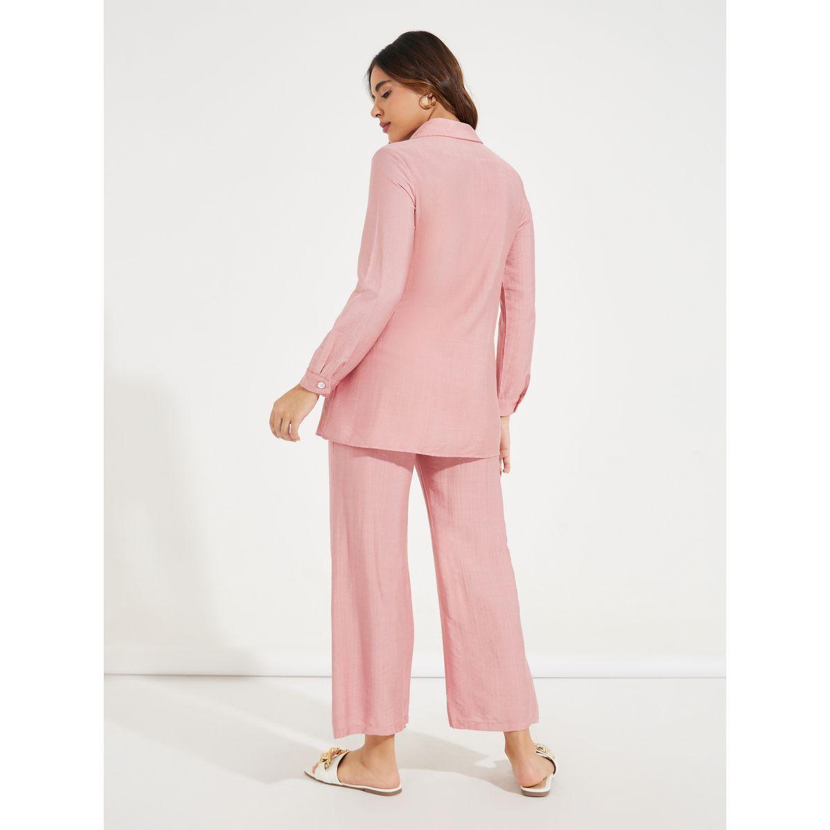طقم منسق من بنطال مع بلوزة بتفاصيل مُطرّزة-women-clothing-coordsets-image-4