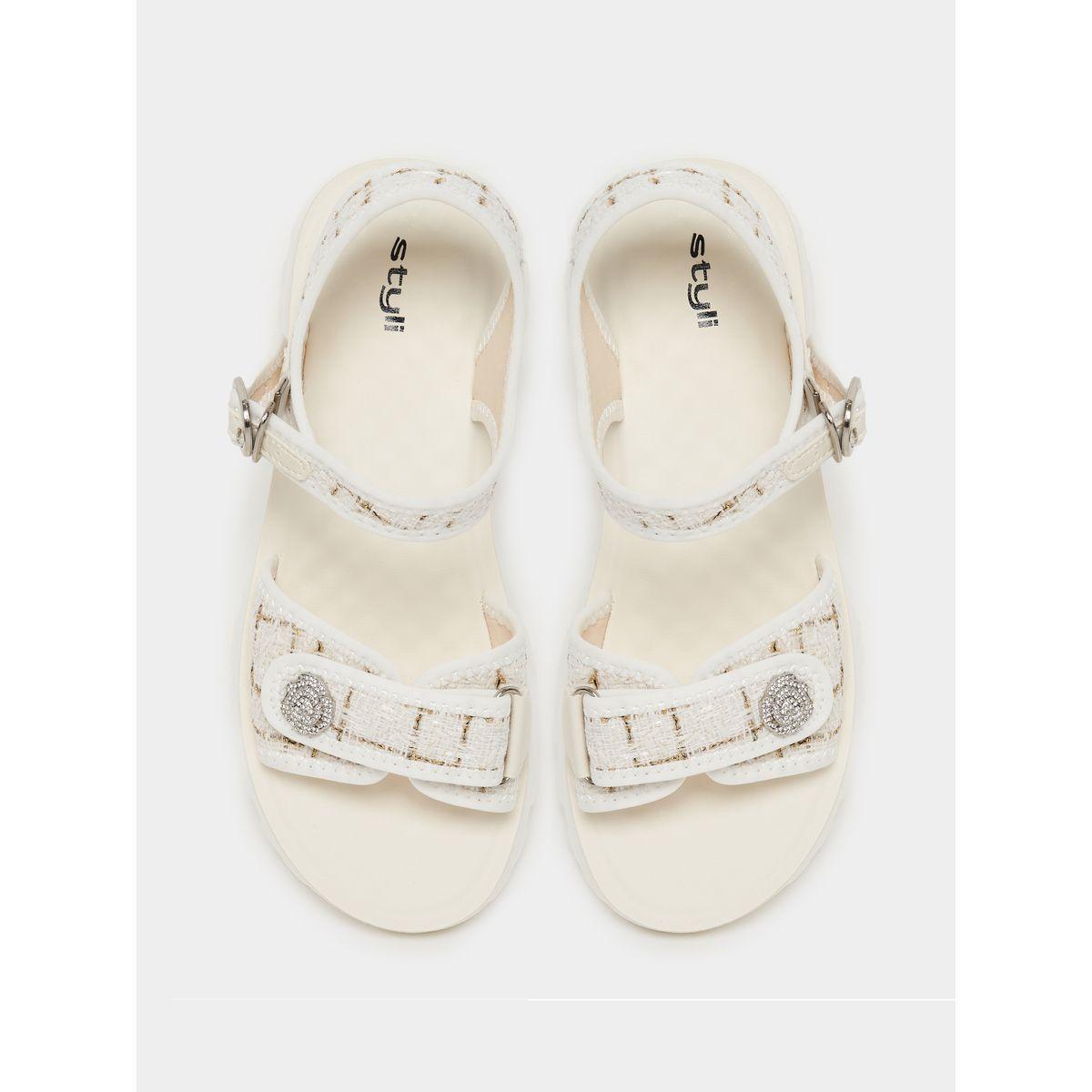 صندل مريح بتفاصيل تويد مع سير كاحل وإبزيم-women-shoes-sandals-flats-image-5