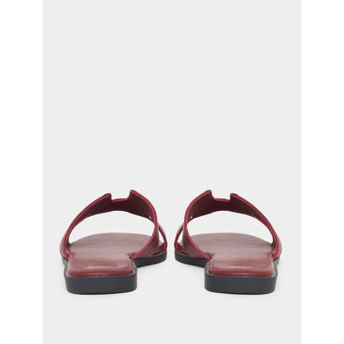 Styli Leather Look Cut-Out Detail Flat Sandals-women-shoes-sandals-flats-image-4