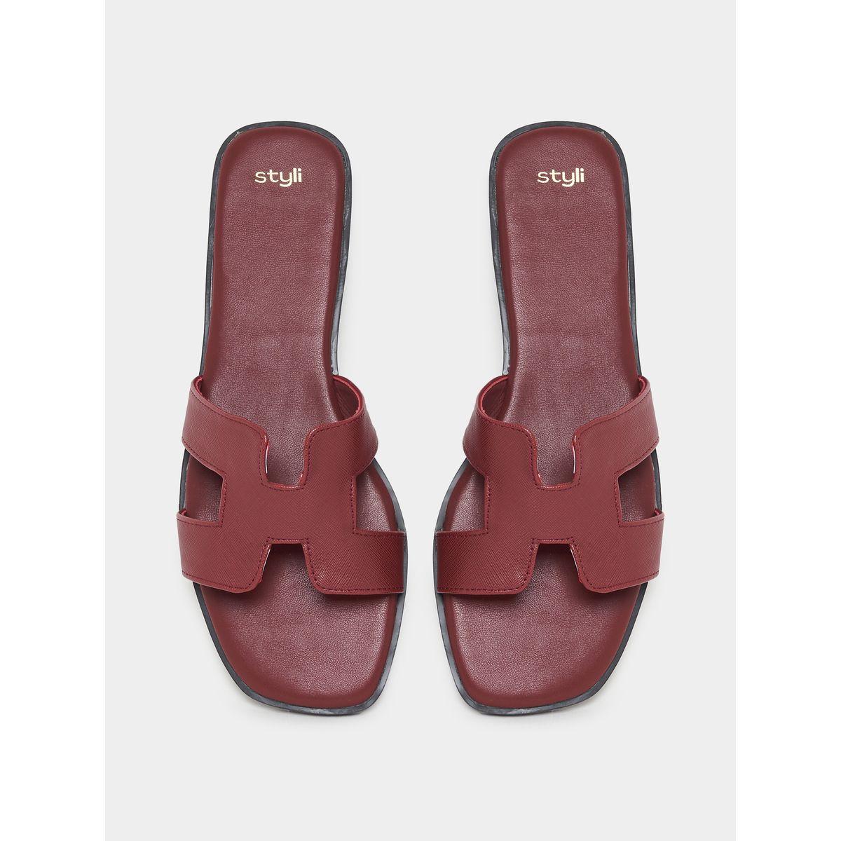 Styli Leather Look Cut-Out Detail Flat Sandals-women-shoes-sandals-flats-image-6