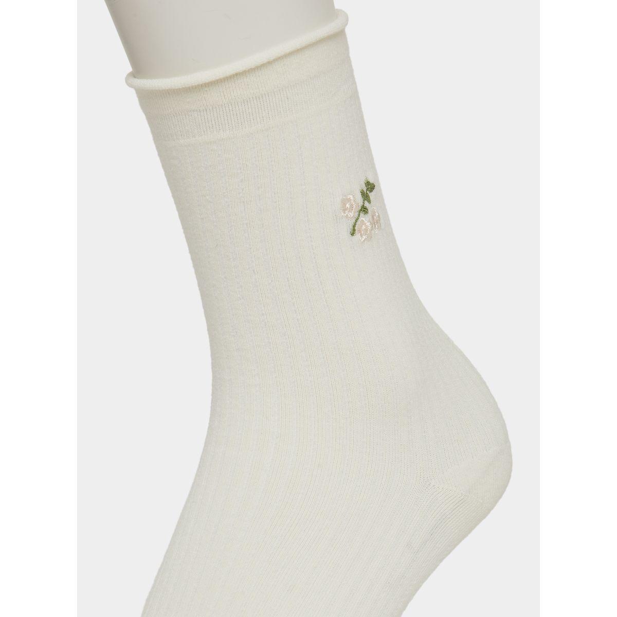 Styli Pack of 2- Embroidered Detail Socks-women-socksandstockings-image-3