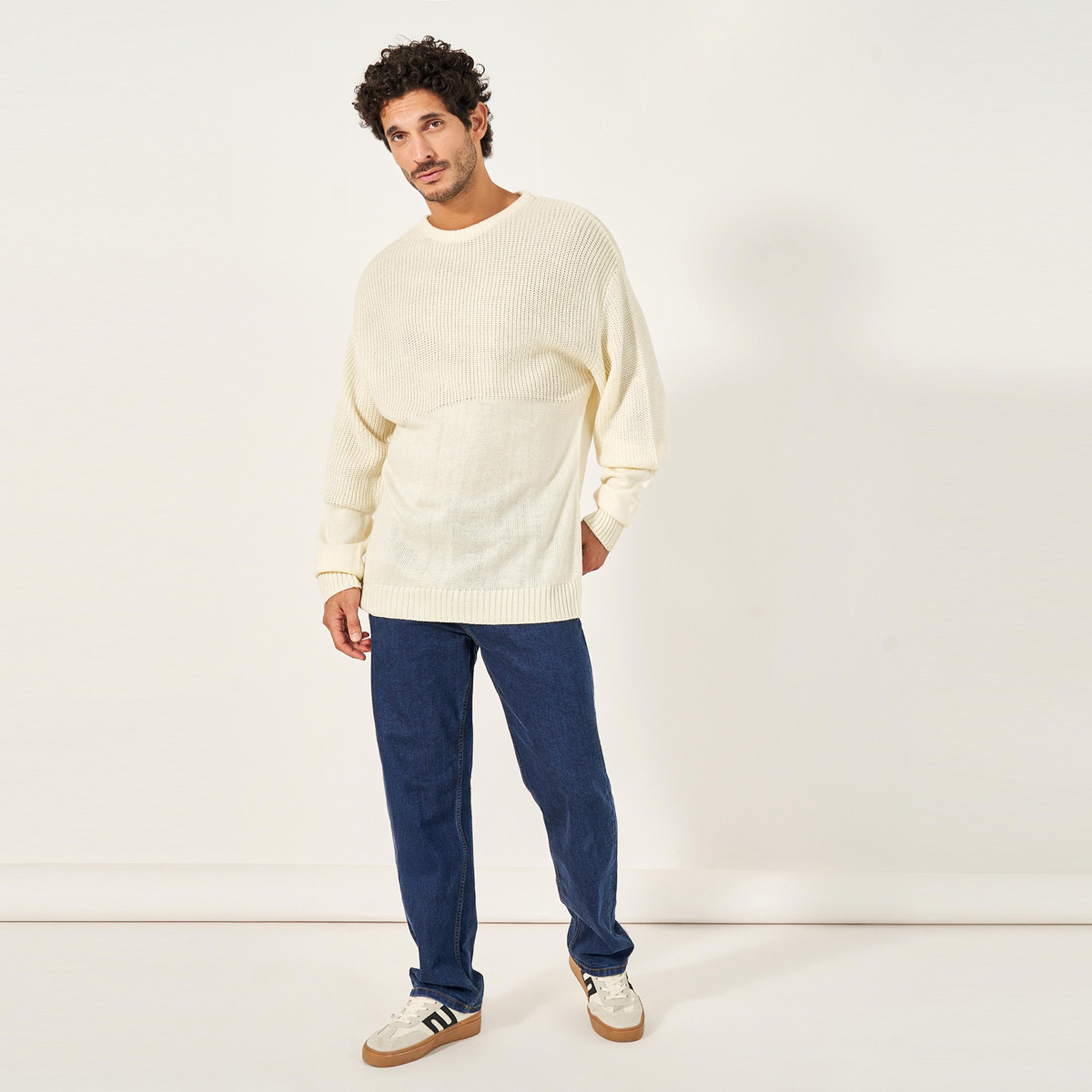 Styli Tuck & Plain Texture Relaxed Fit Crew Neck Sweater-men-winterwear-sweatersandpullovers-image-2