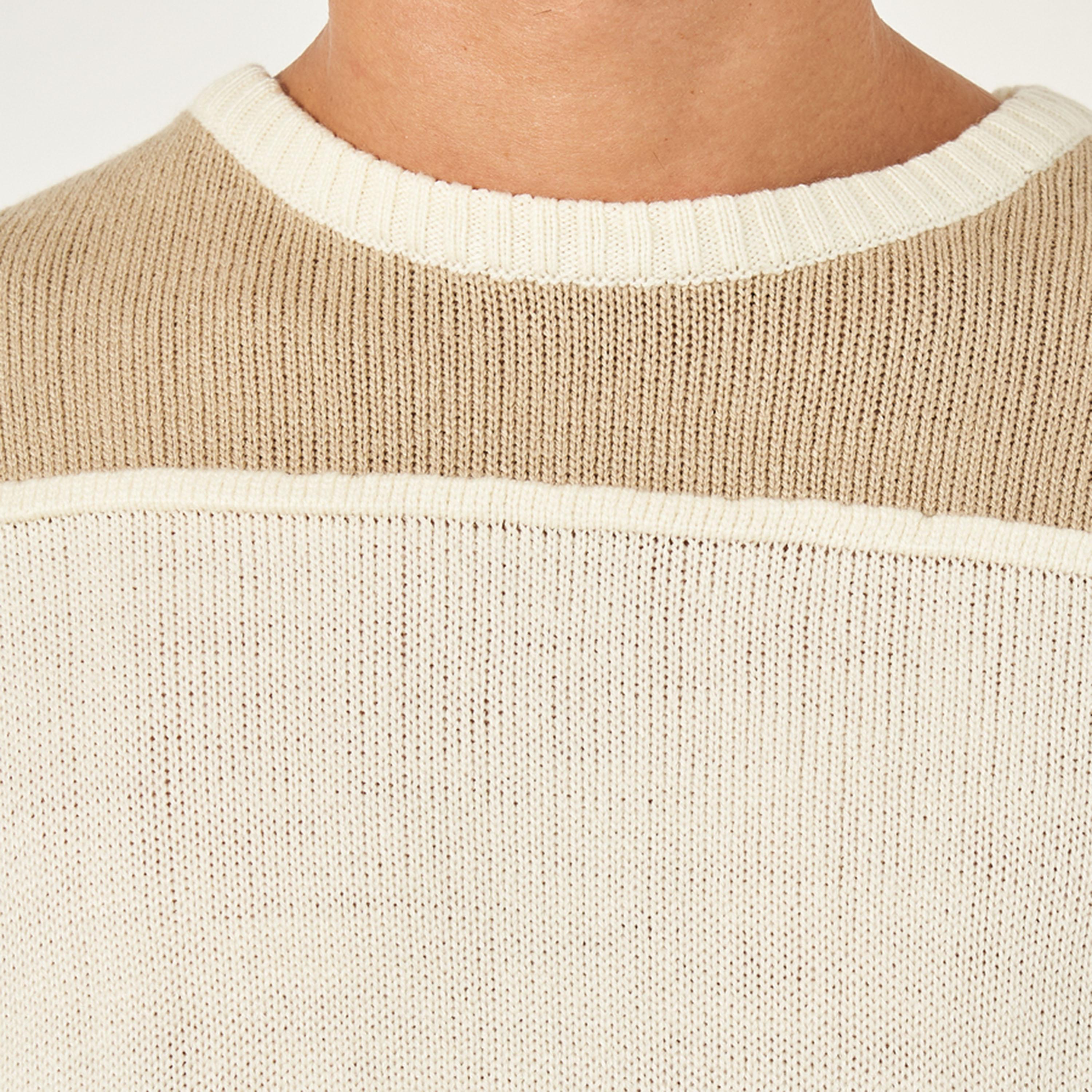 ستايلي - سترة محبوكة بحجم كبير ورقبة دائرية-men-winterwear-sweatersandpullovers-image-4