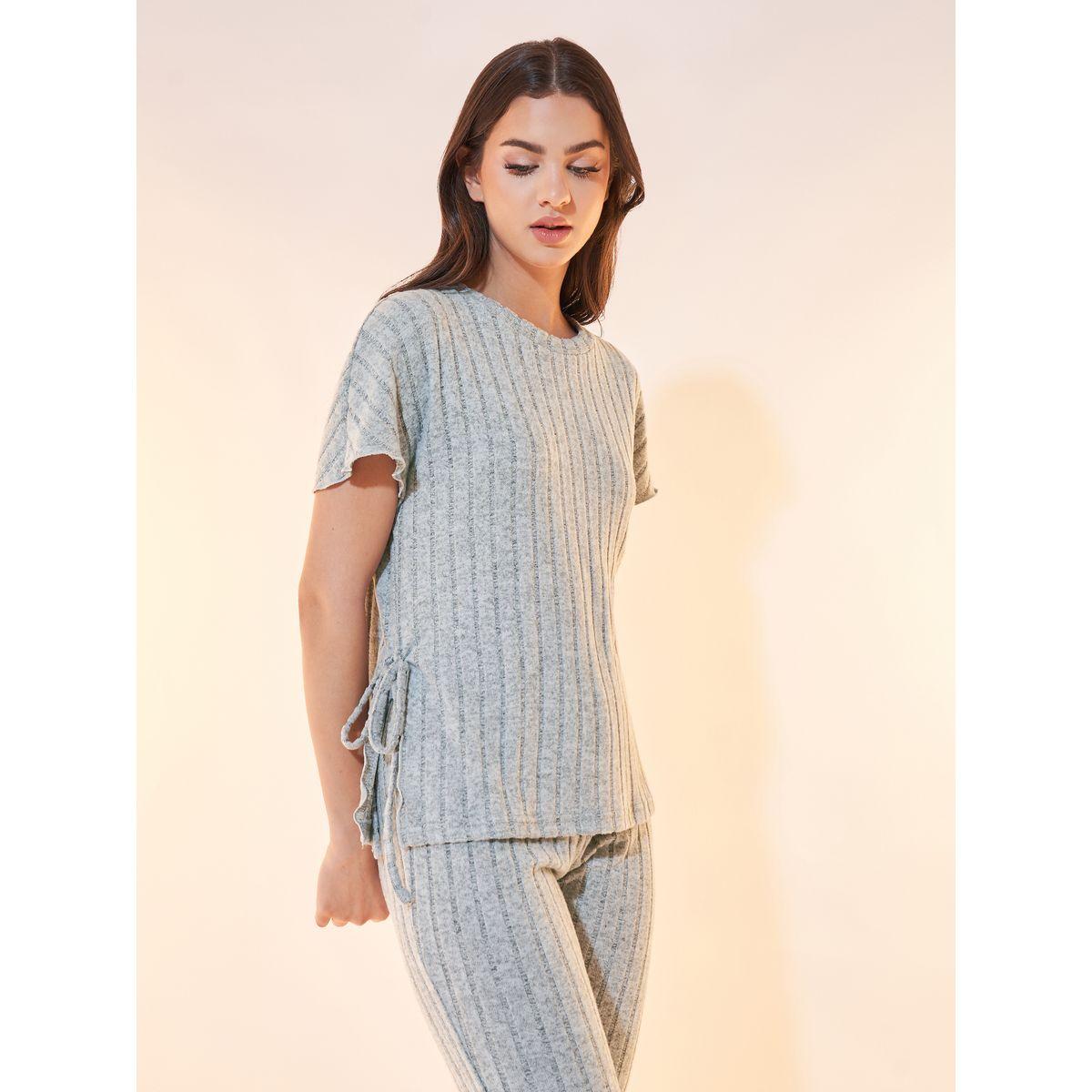 مجموعة من ليقنز مع بلوزة مضلعة بتفاصيل محبوكة-women-clothing-nightwear-pyjamas-longsets-image-3