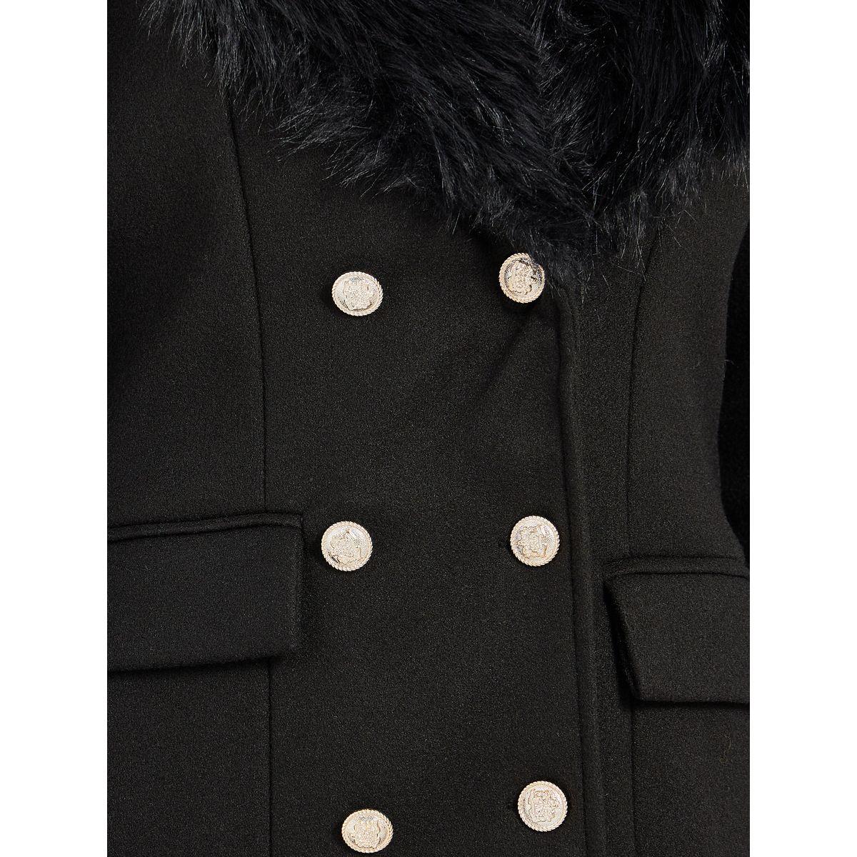 Styli Regular Fit Double Breasted Wool Like Coat with Faux Fur Collar-women-clothing-coatsandjackets-coats-image-5