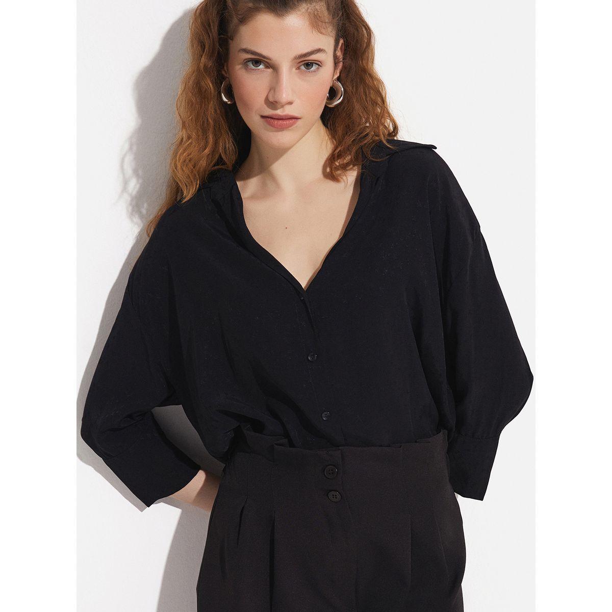 بلوزة منسوجة بقصة عادية وياقة سبريد-women-clothing-shirtsandblouses-shirts-image-2