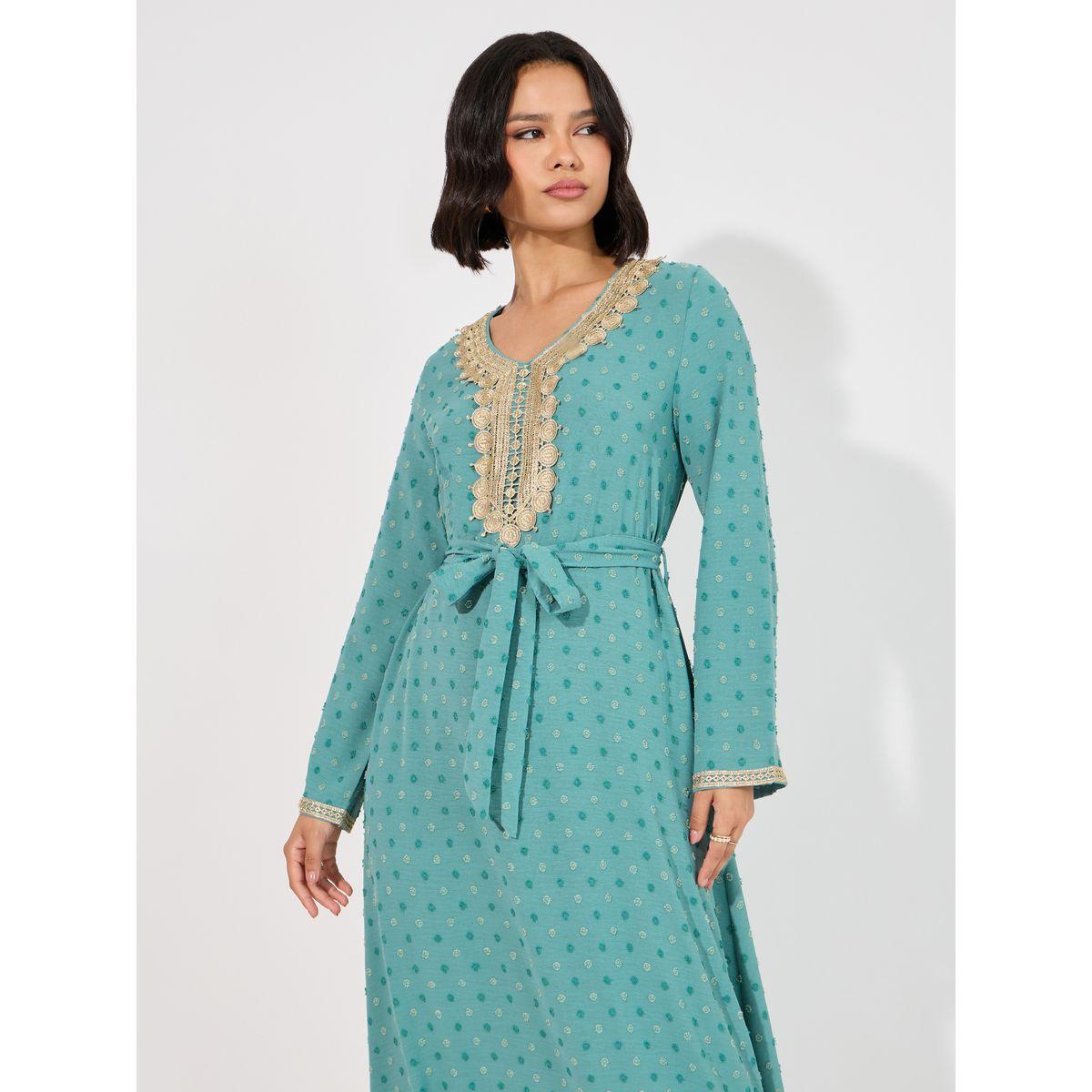 جلابية بخيوط دوبي مع ياقة منمقة-women-arabicclothing-jalabiyas-image-2