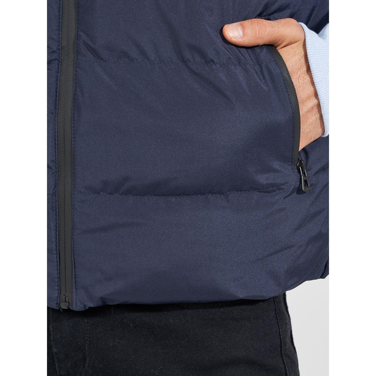 Styli Quilted Sleeveless Puffer Jacket with Zip Detail-men-clothing-jacketsandblazers-jackets-image-4