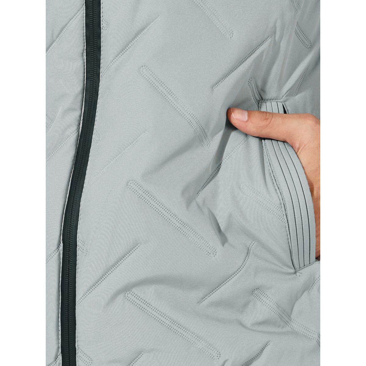 Styli Diagonal Quilted Sleeveless Puffer Jacket with Welt Pockets-men-clothing-jacketsandblazers-jackets-image-4