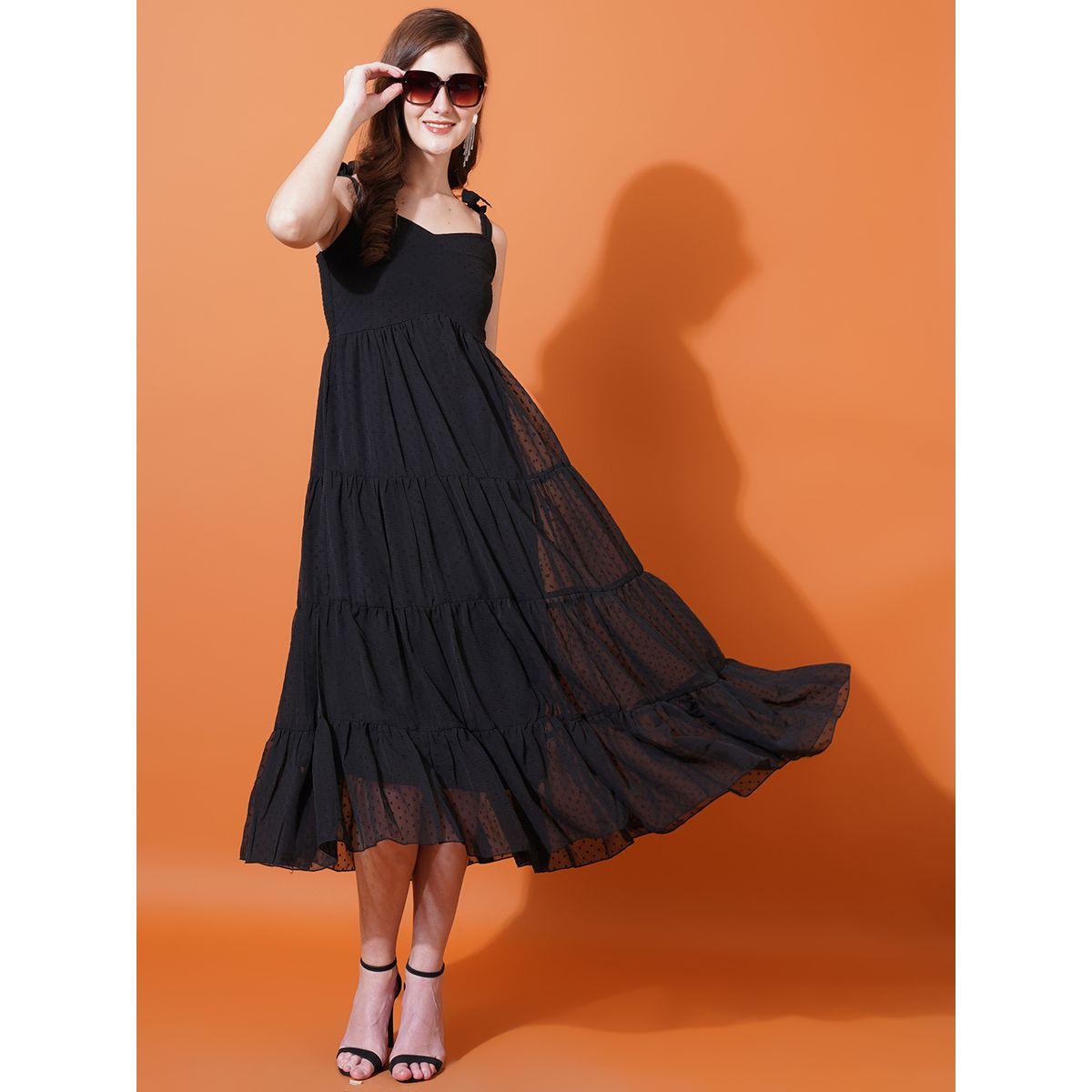 U&F X Styli  Dobby Sweetheart Neck Tiered Midi Dress-women-clothing-dresses-image-4