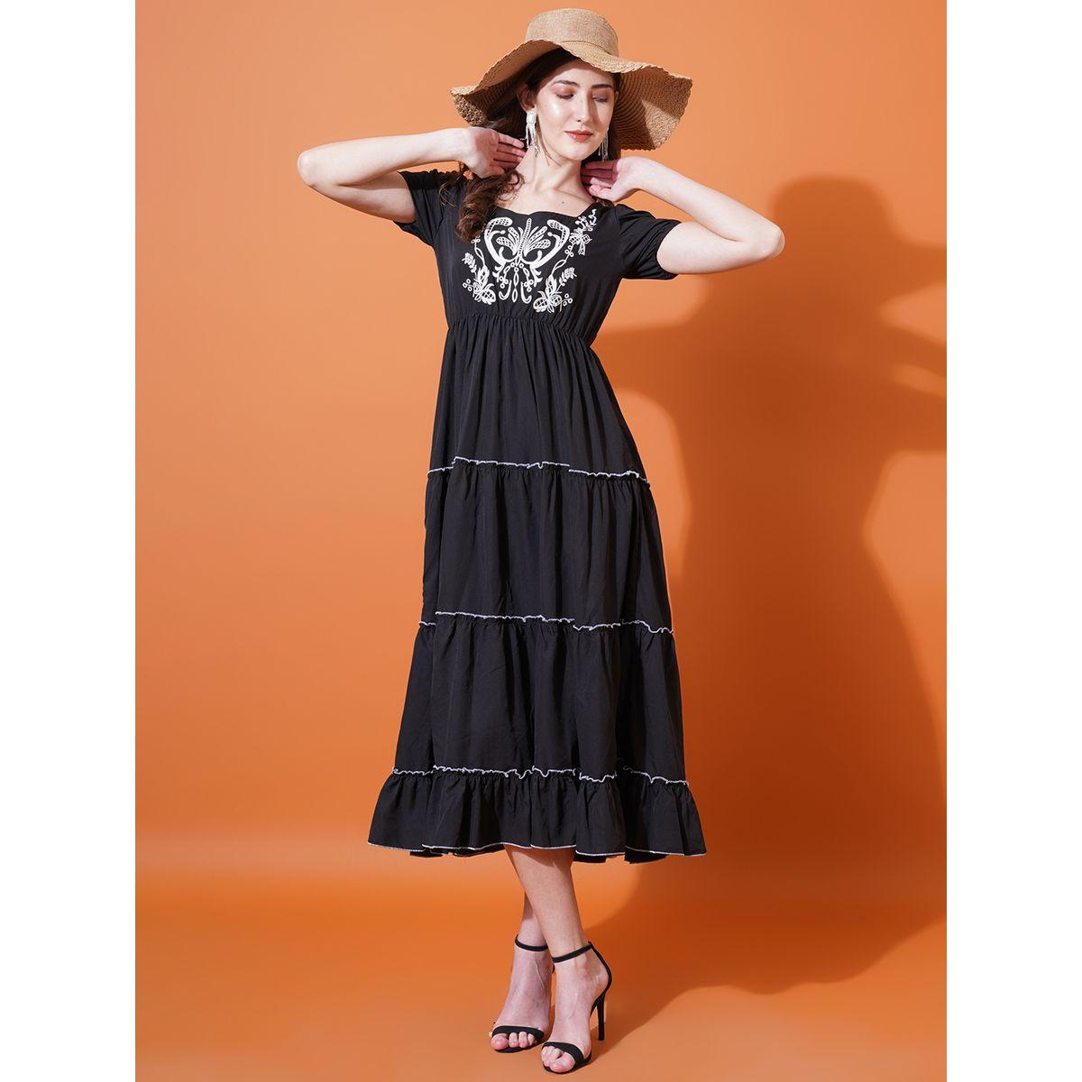 U&F X Styli  Embroidery Detail Puff Sleeve Tiered Midi Dress-women-clothing-dresses-image-4