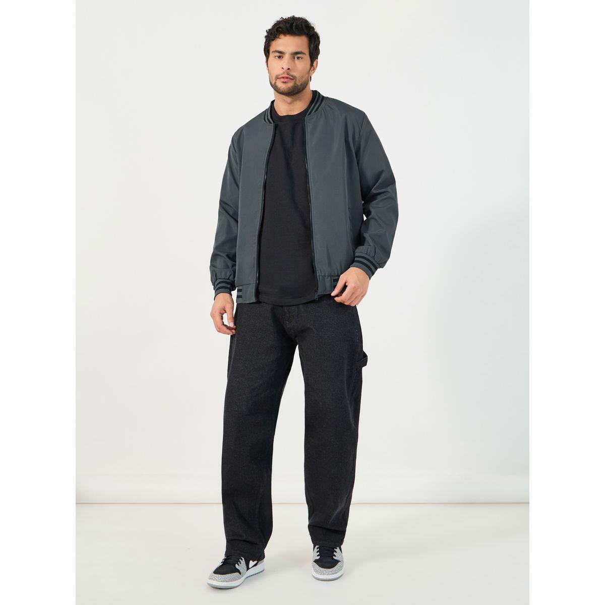 جاكيت بومبر بتفاصيل مُتباينة مع جيوب-men-clothing-jacketsandblazers-jackets-image-2