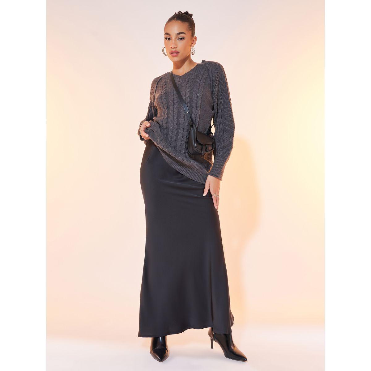 Styli Solid V-neck Long Sleeve Sweater-women-clothing-cardigansandjumpers-jumpers-image-2