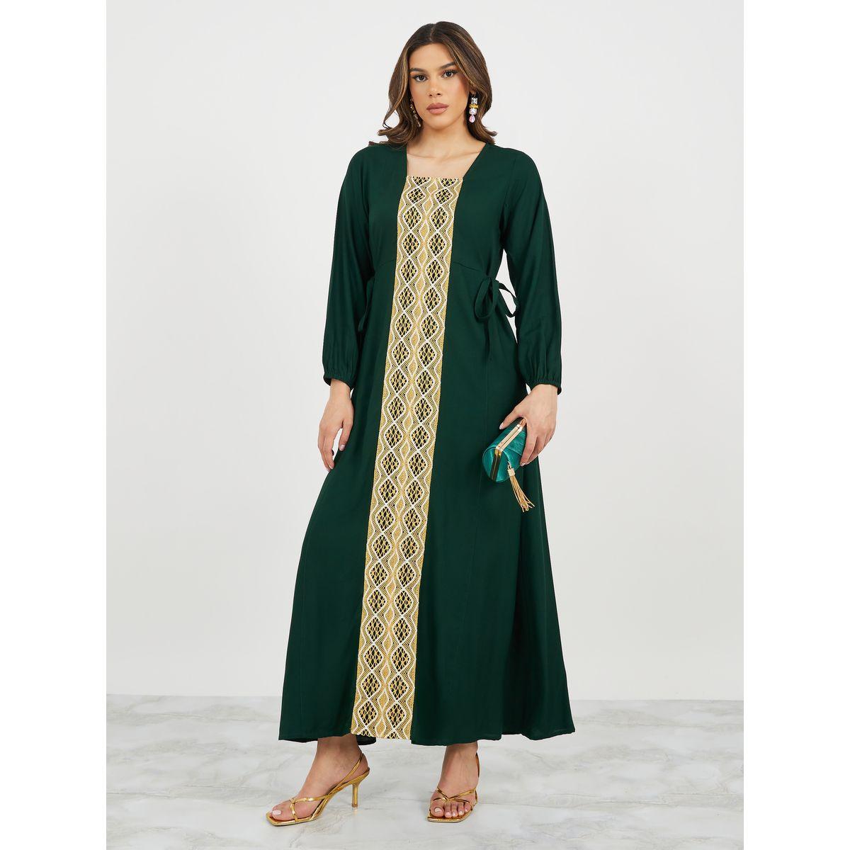 جلابية برقبة مربعة على شكل حرف A مع تفاصيل من الدانتيل-women-arabicclothing-jalabiyas-image-2