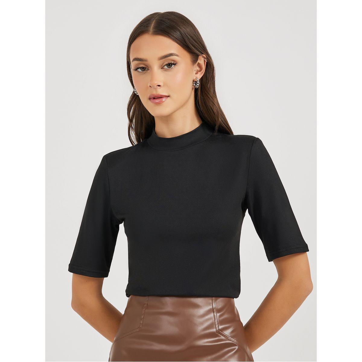 تيشيرت مُجسم بأكتاف مبطنة وياقة عالية-women-clothing-tshirts-image-1