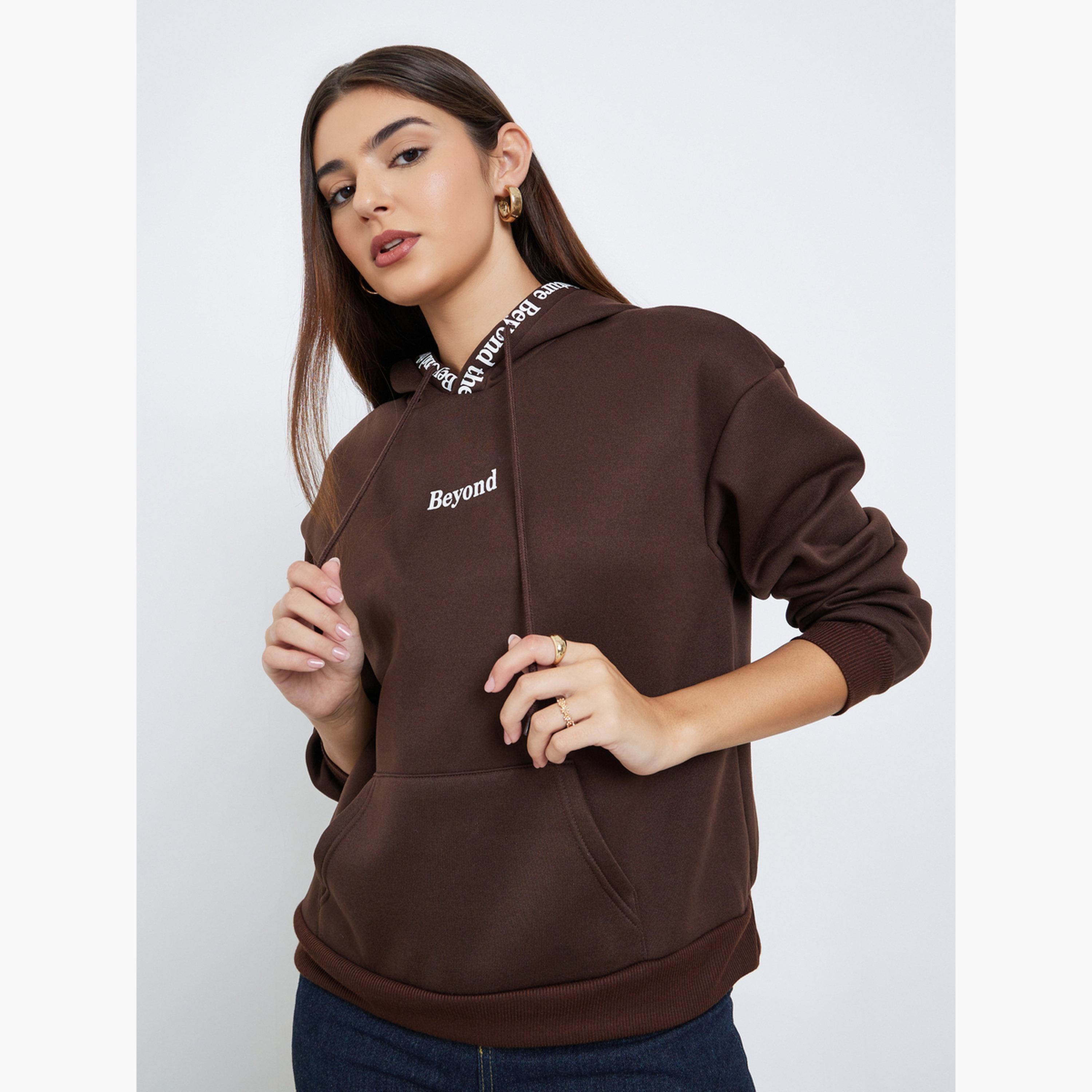 ستايلي - هودي بطباعة شعار بقصّة عادية للنساء -women-winterwear-hoodiesandsweatshirts-hoodies-image-1