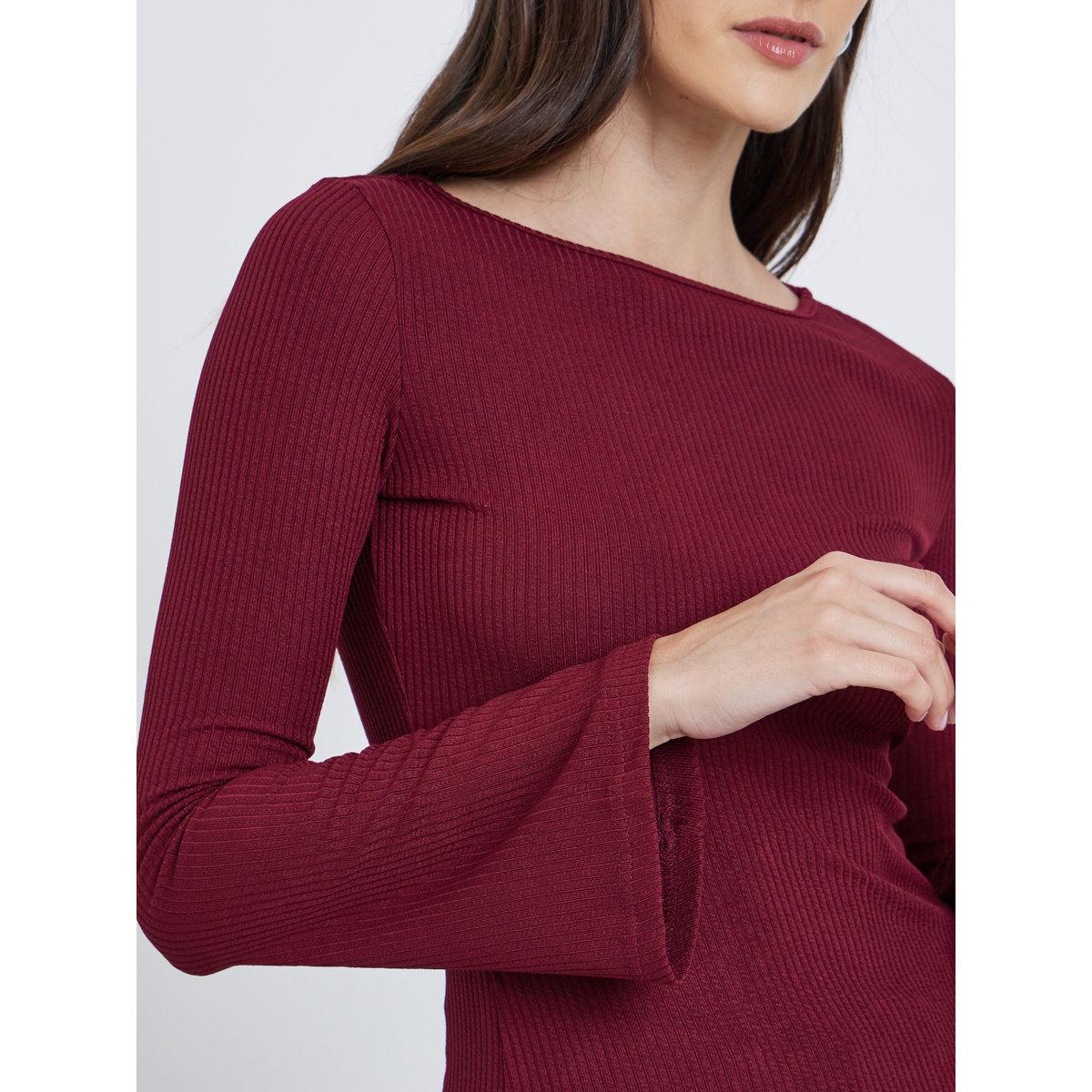 بلوزة محبوكة بتفاصيل مُضلعة-women-clothing-tshirts-image-3