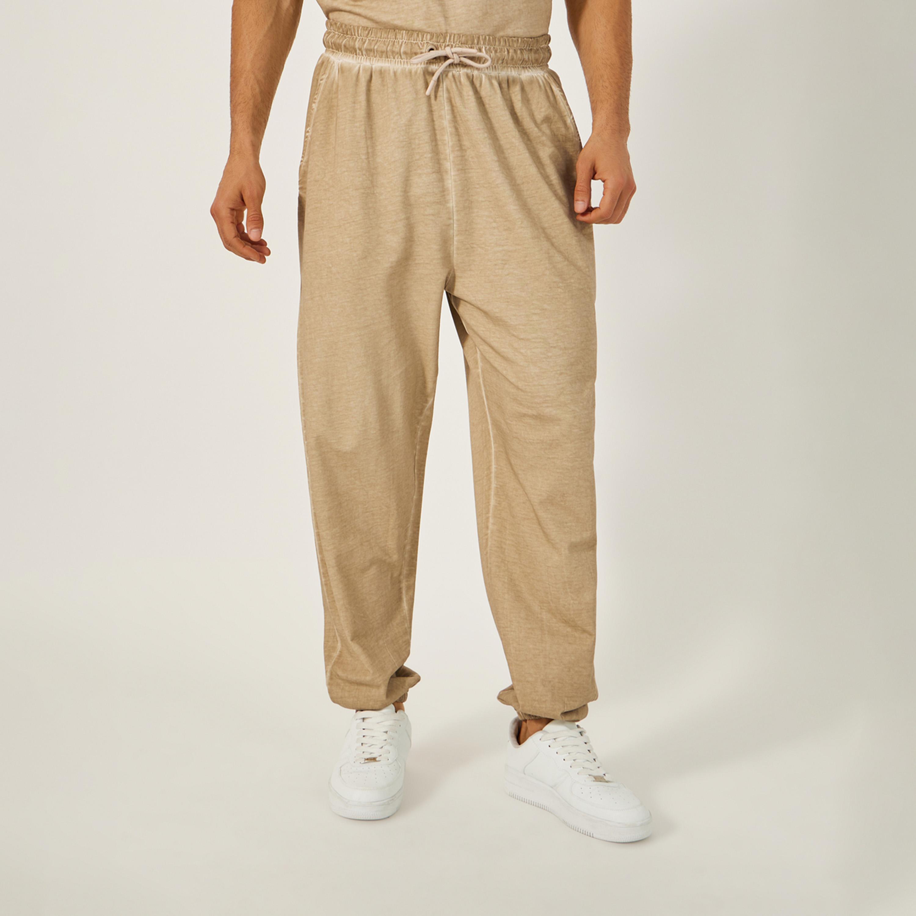 Styli Acid Wash Round Neck T-Shirt And Oversize Joggers Co-Ords-men-clothing-coordsets-image-5