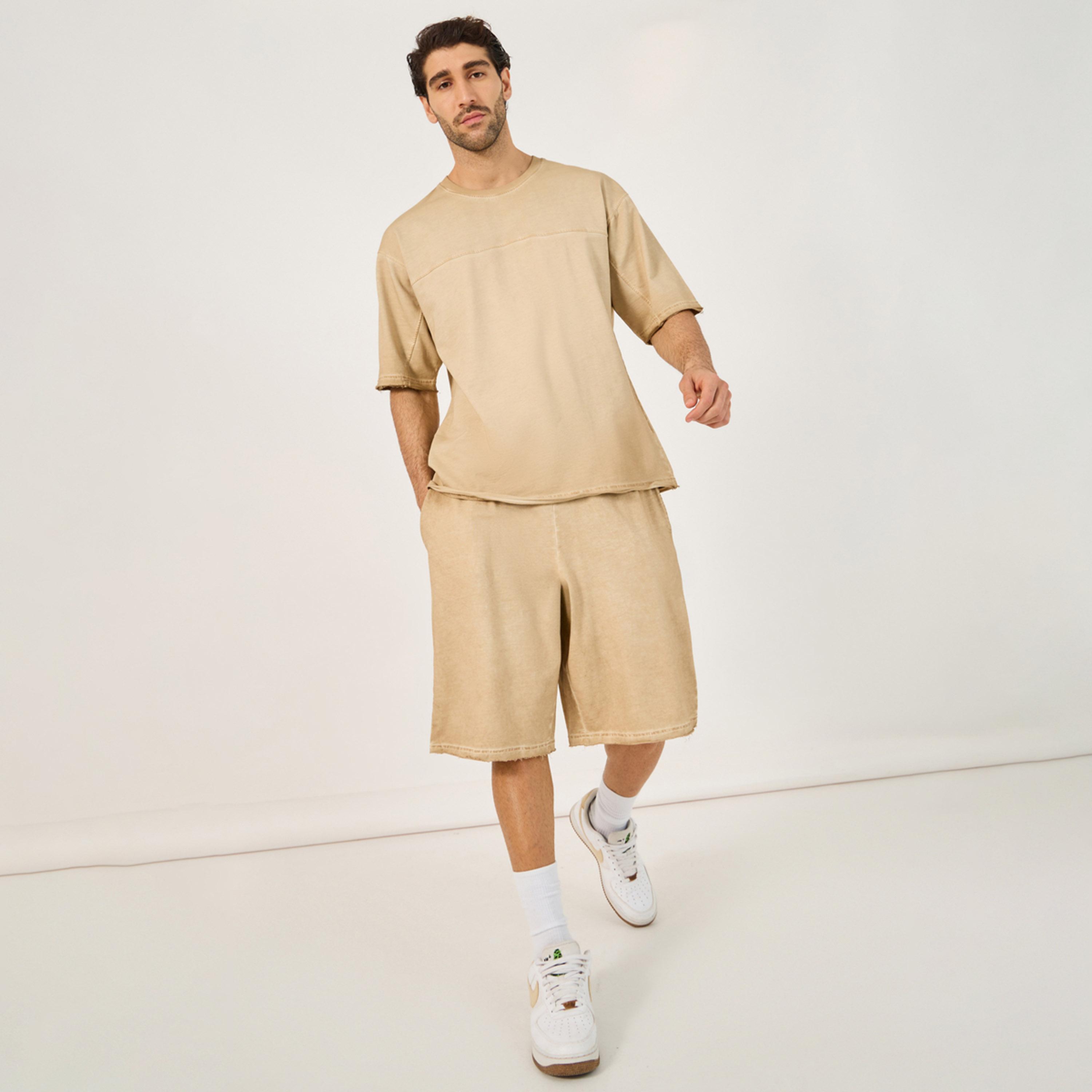 Styli Heavy Terry Acid Washed T-Shirt and Raw Hem Detail Short Co-Ords-men-clothing-coordsets-image-1