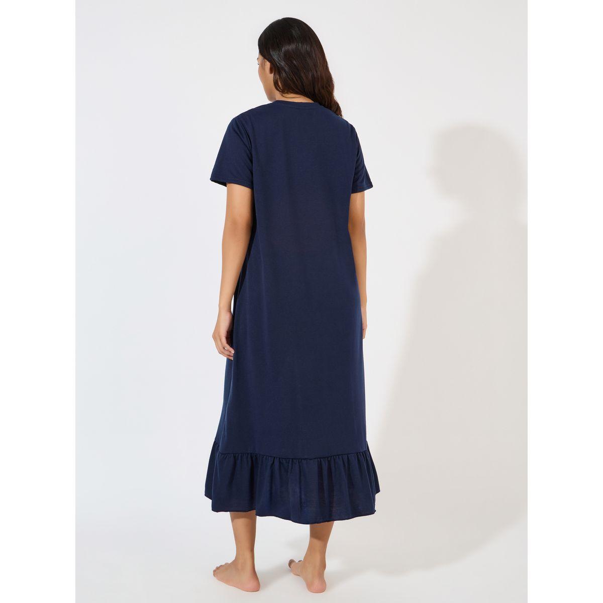 قميص نوم بطبعة كتابة وتفاصيل كشكش-women-clothing-nightwear-nighties-image-4