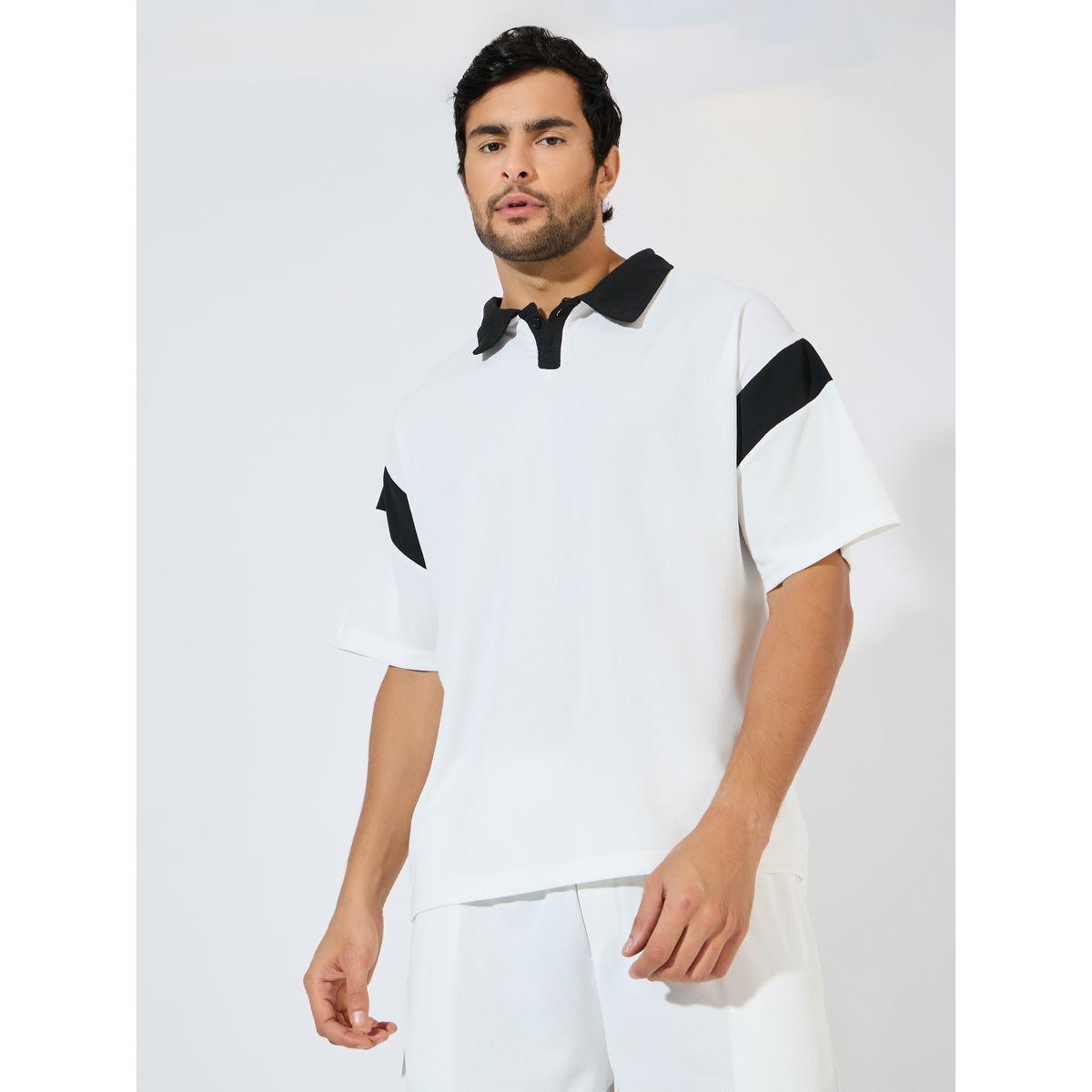شورت مع تيشيرت بياقة بولو ونمط كتل الالوان-men-clothing-coordsets-image-2