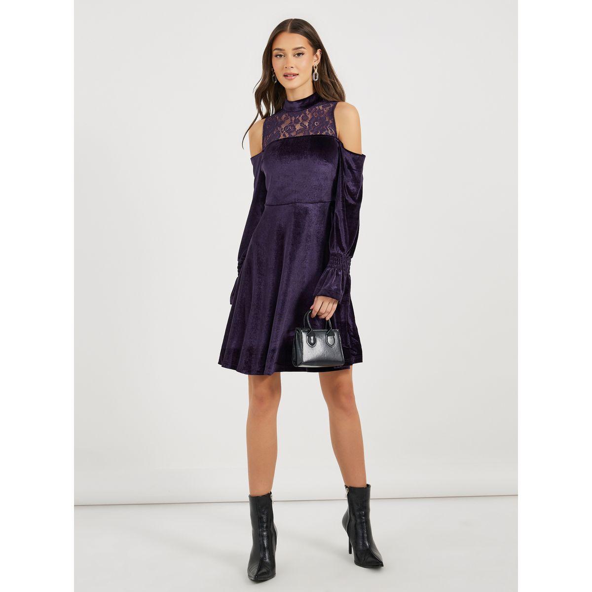 فستان قصير مخمل بأكتاف مكشوفة-women-clothing-dresses-image-4
