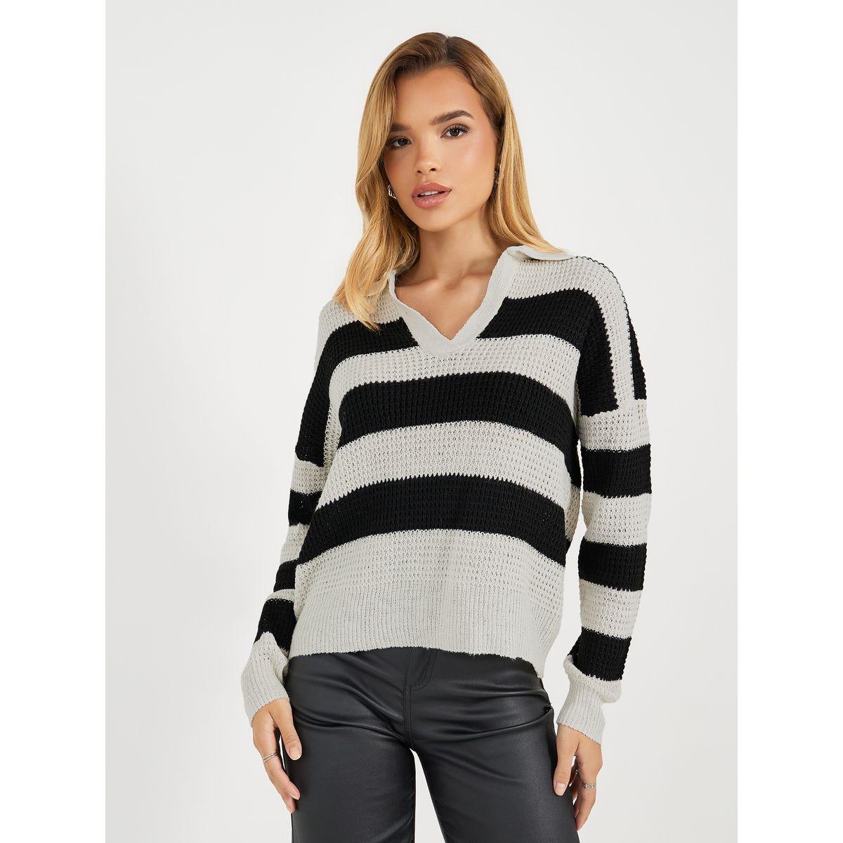 تيشيرت محبوك بياقة بولو وطبعة مخططة-women-clothing-tshirts-image-2