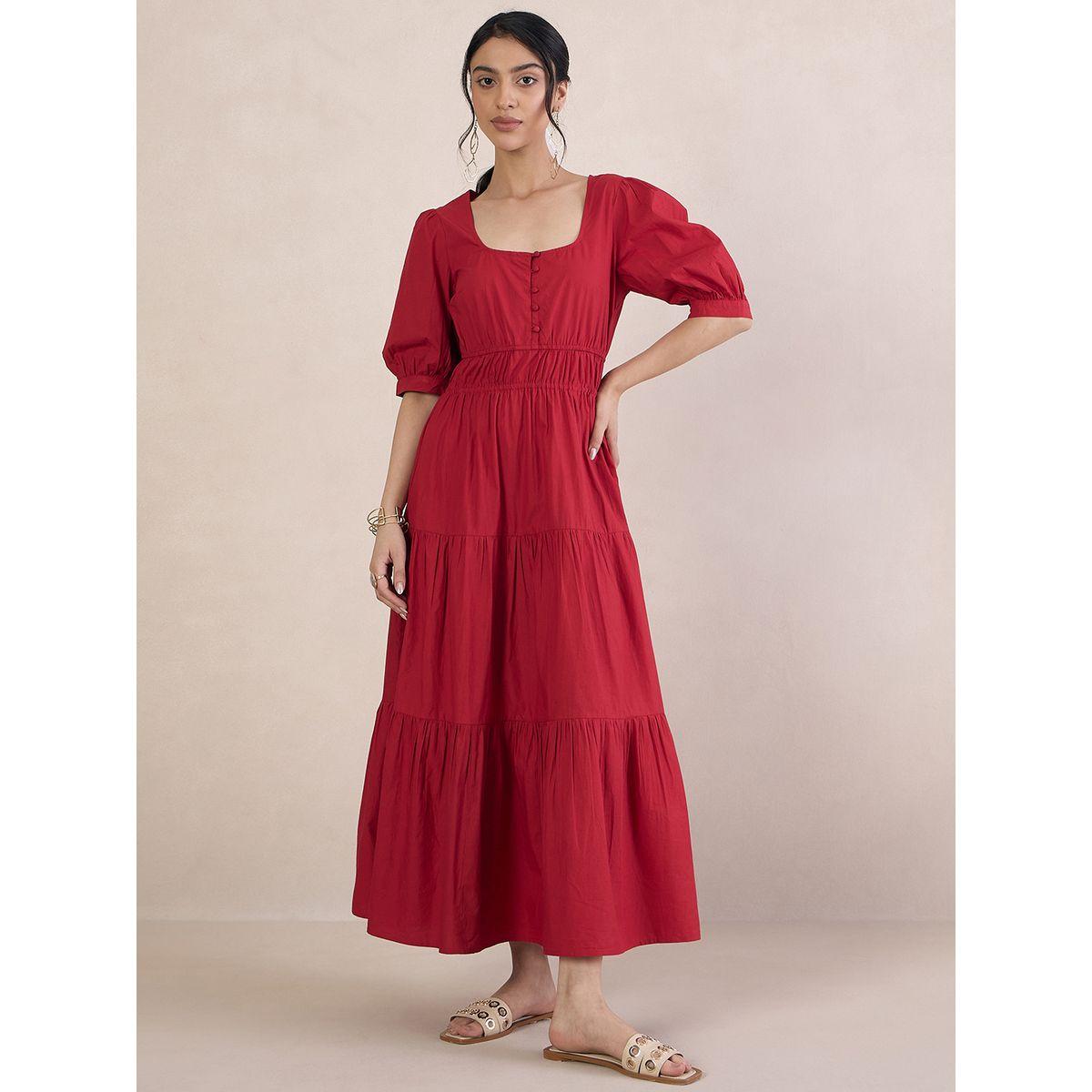 فستان طويل بكسرات مع ياقة واسعة فِميلا × ستايلي-women-clothing-dresses-image-1