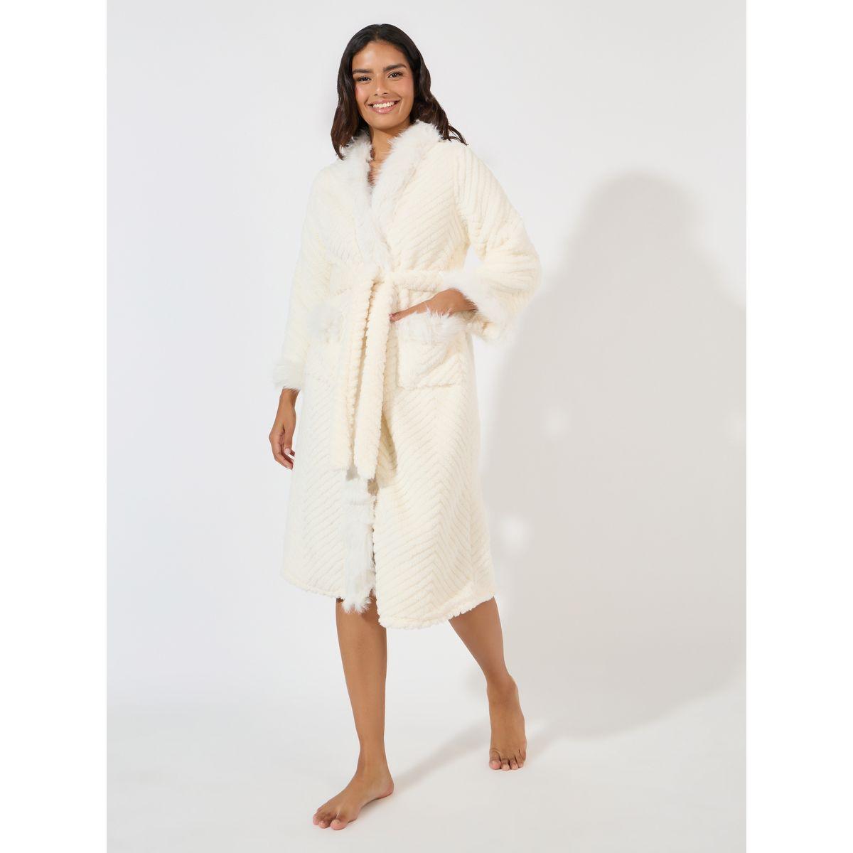 Styli Unwind Chevron Fleece Shawl Robe with Fur Trim-women-clothing-nightwear-robes-image-1