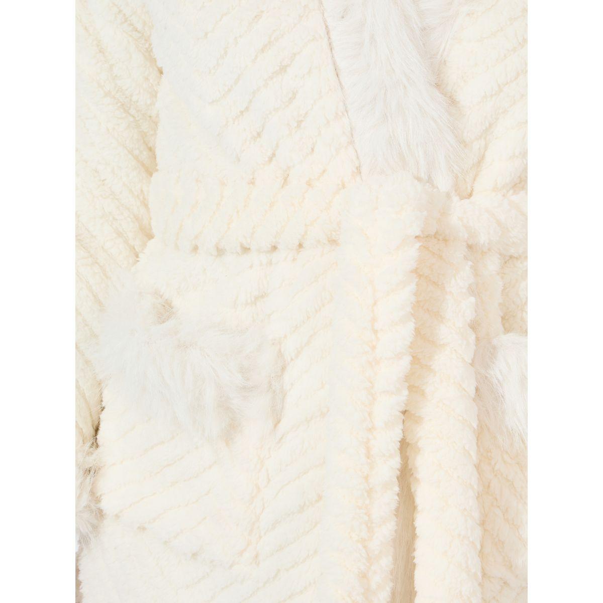 Styli Unwind Chevron Fleece Shawl Robe with Fur Trim-women-clothing-nightwear-robes-image-3