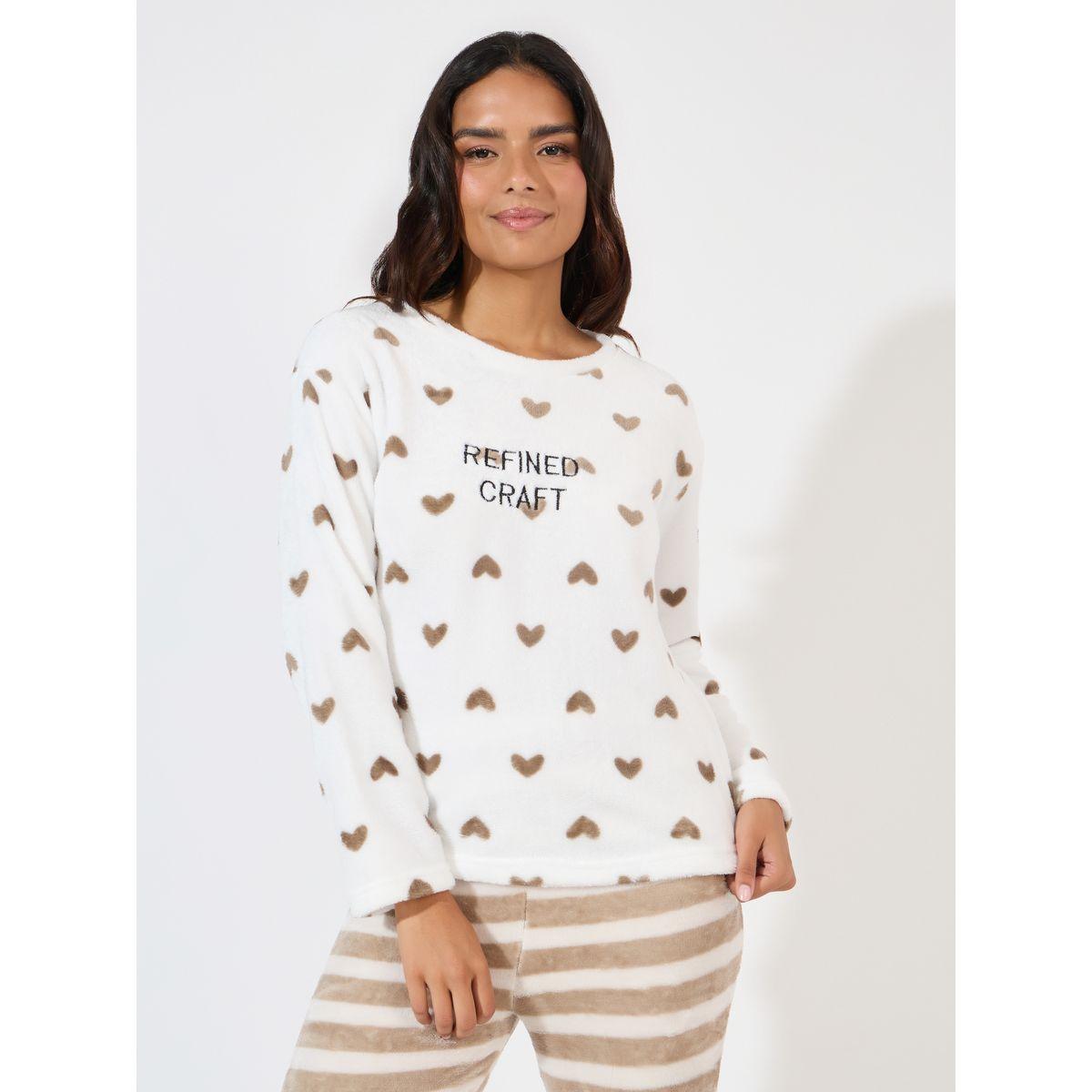 Styli Unwind Heart Print Fleece Top & Striped Pyjama Set-women-clothing-nightwear-pyjamas-longsets-image-2