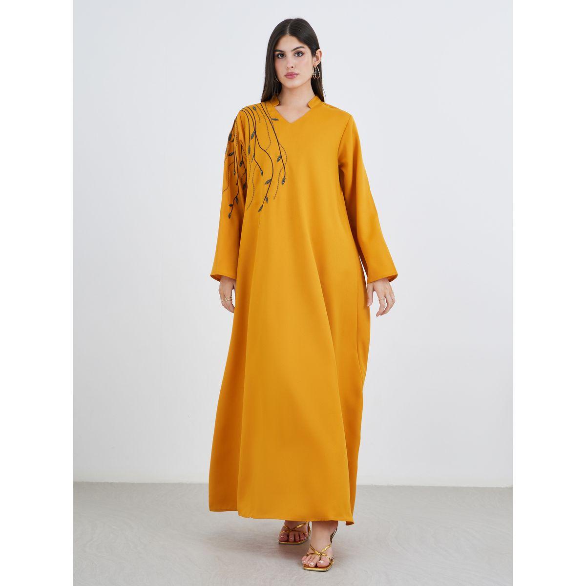 أميرة x ستايلي جلابية بحافة واسعة وتفاصيل مُطرّزة-women-arabicclothing-jalabiyas-image-2