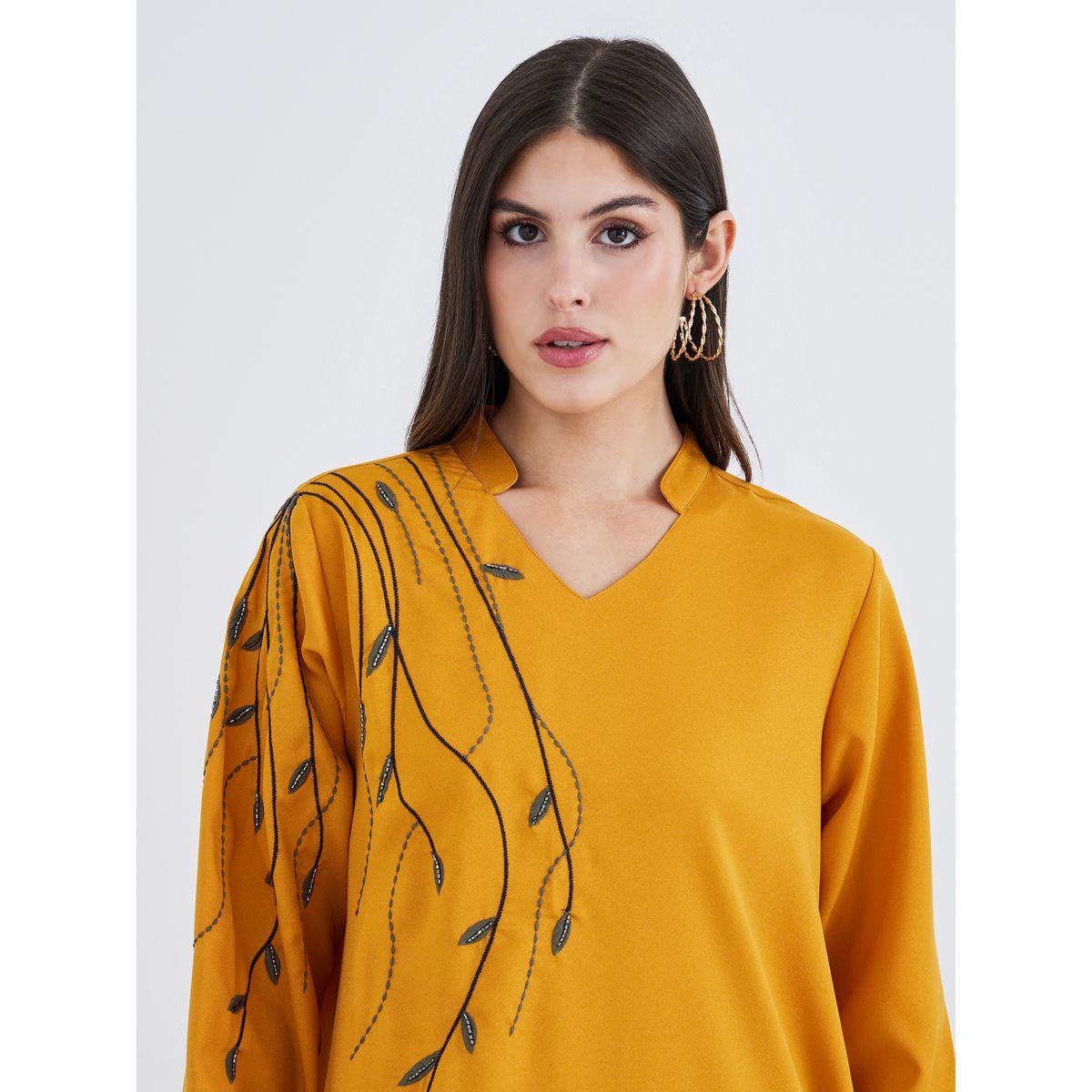 أميرة x ستايلي جلابية بحافة واسعة وتفاصيل مُطرّزة-women-arabicclothing-jalabiyas-image-4