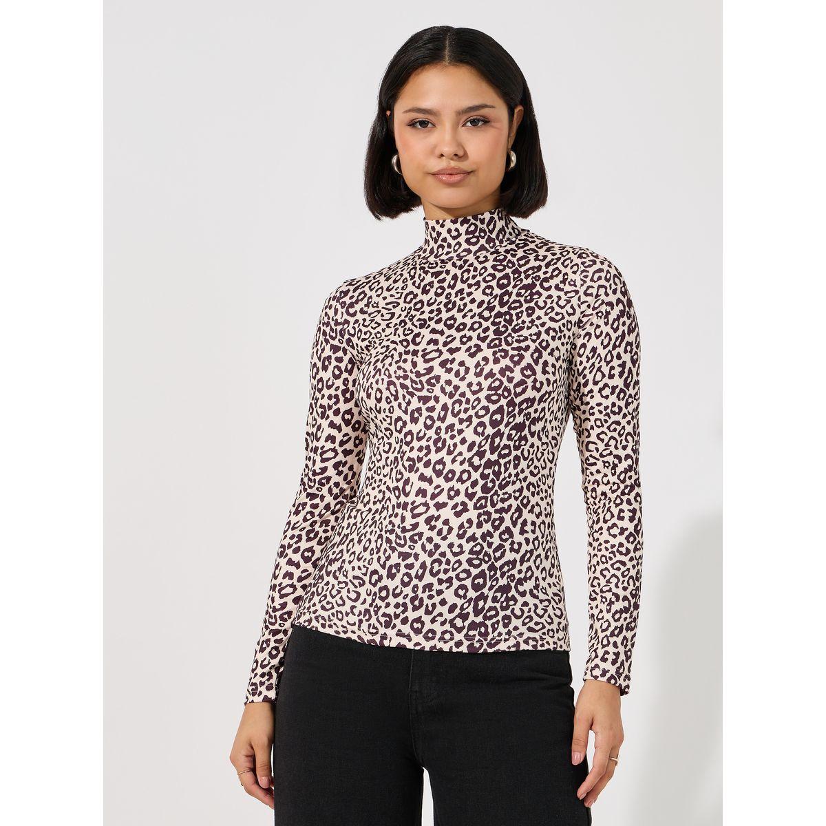 Styli Leopard Print Fitted Knit Top-women-clothing-shirtsandblouses-blouses-image-1