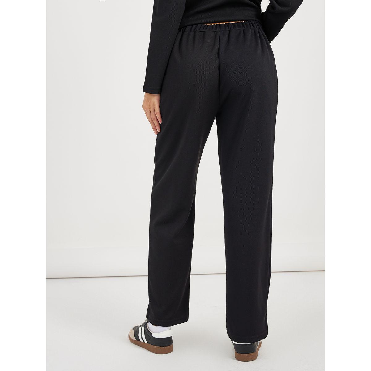 جوغر بأرجل مستقيمة وتفاصيل محزوزة-women-clothing-bottoms-joggers-image-4