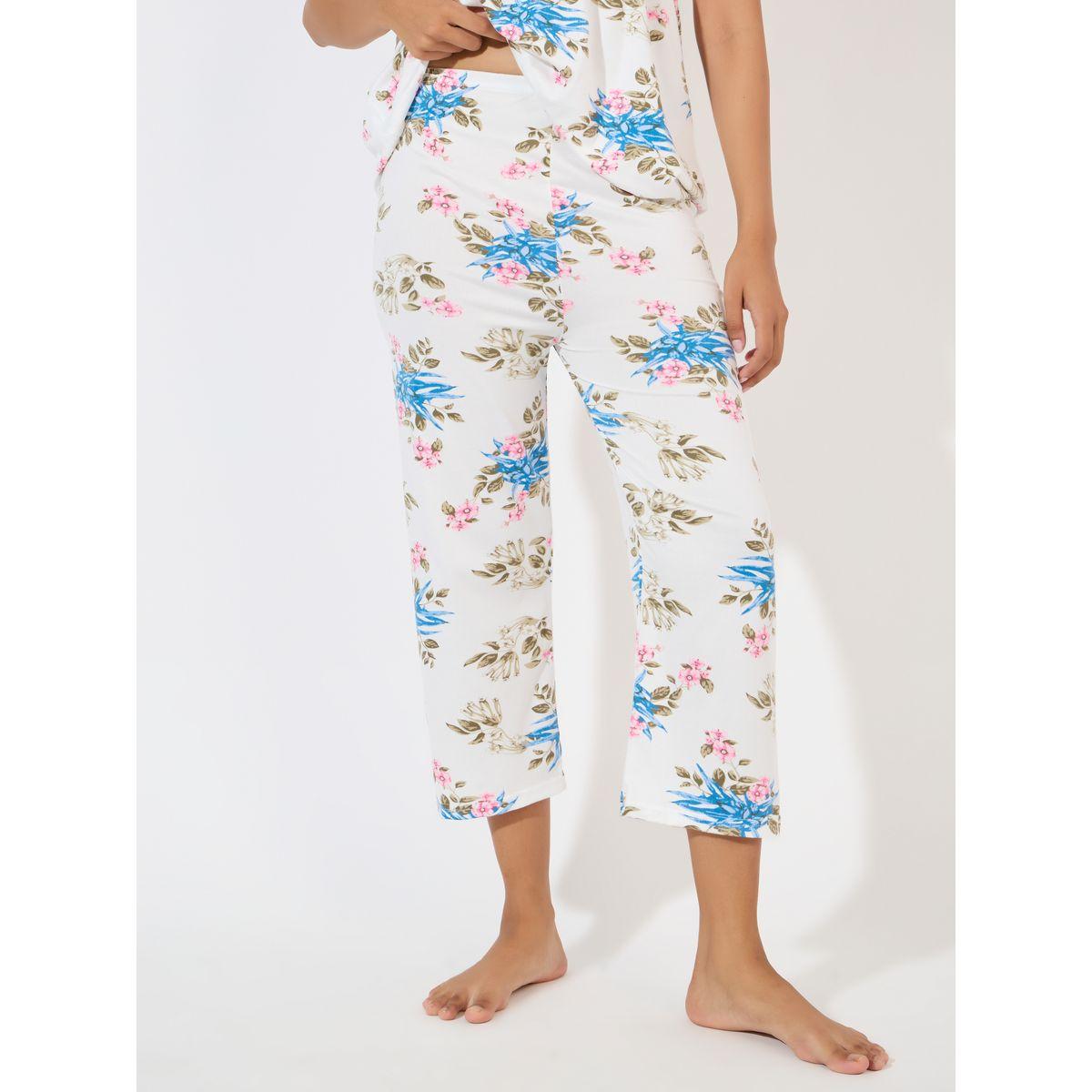 مجموعة من 3 - بنطال كابري وكامي مع روب-women-clothing-nightwear-pyjamas-longsets-image-6